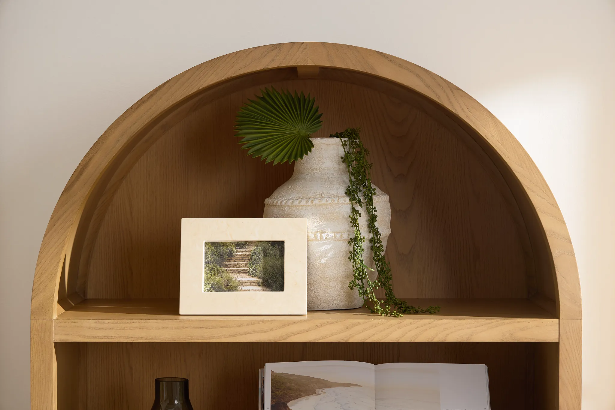 Cyn Ivory Marble Picture Frame