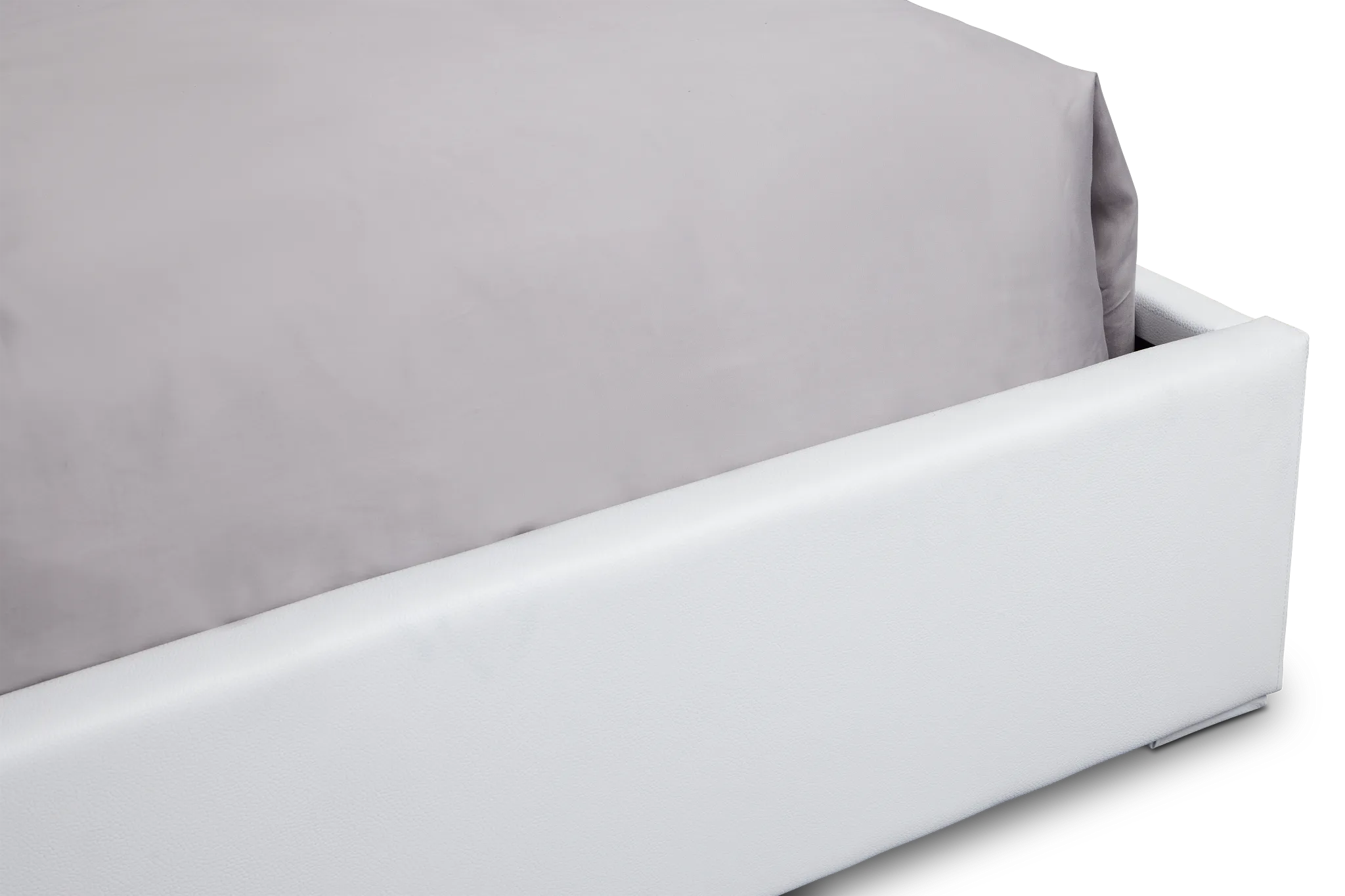 Doral White Uph Spread Bed