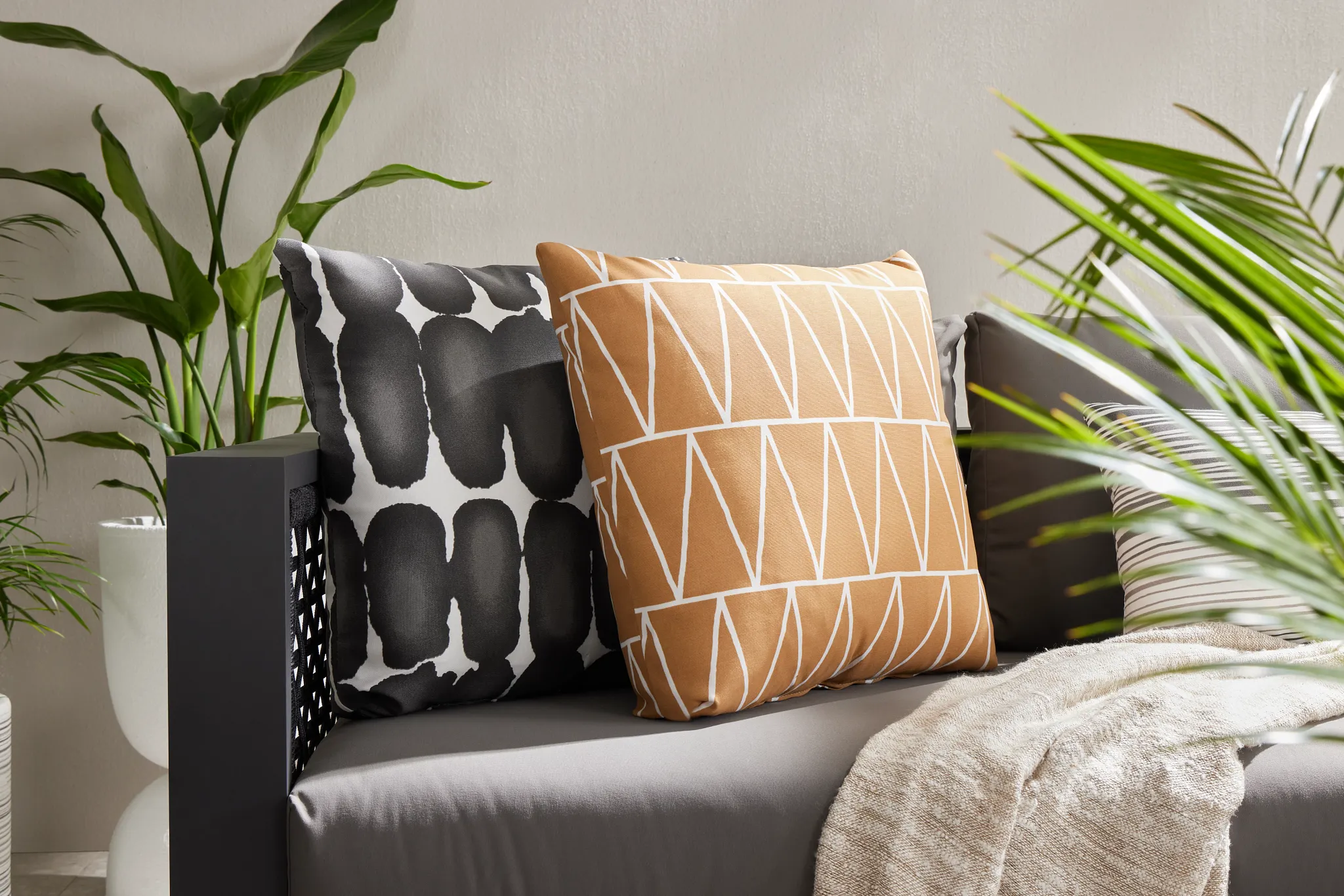 Terrain Light Brown 20" Indoor/outdoor Accent Pillow