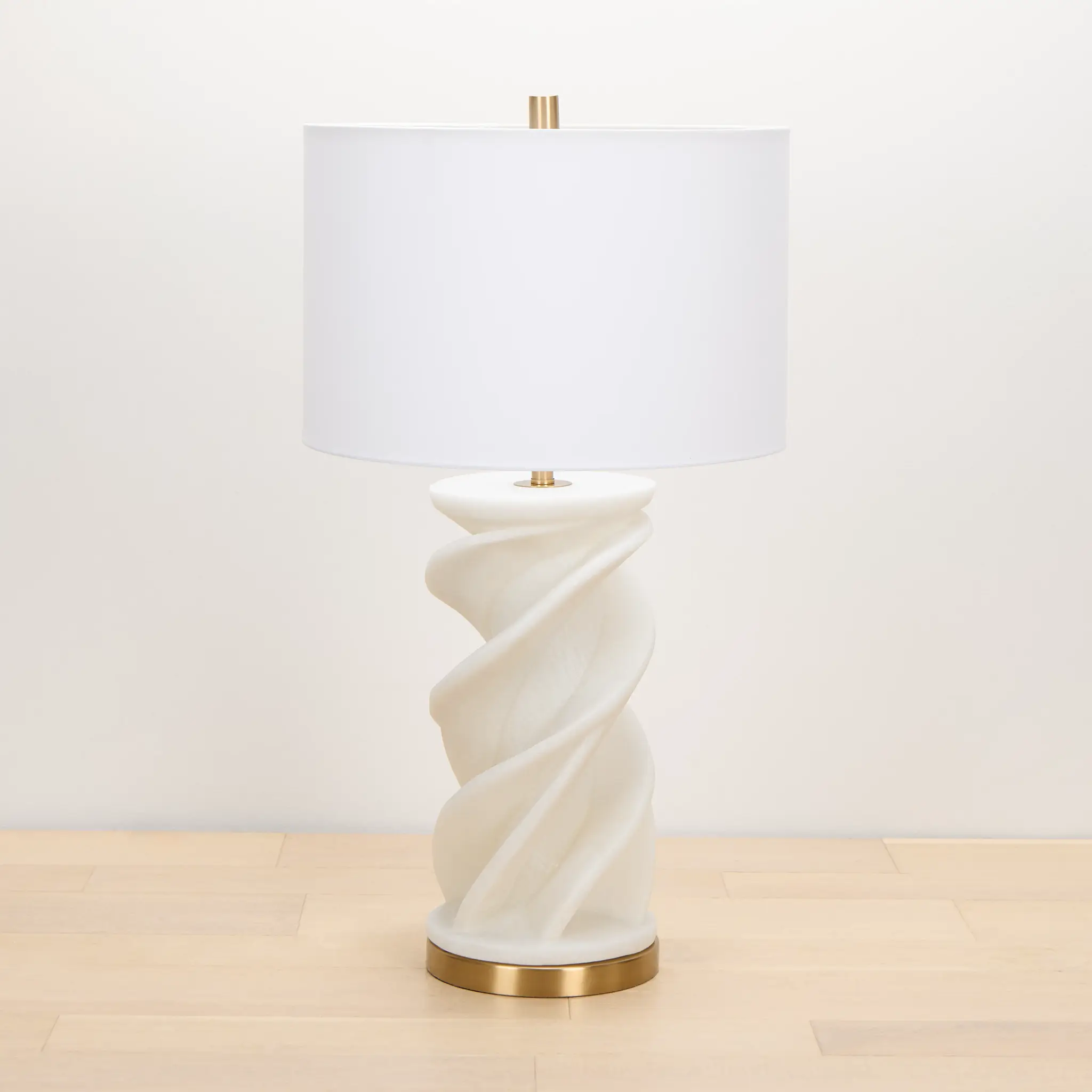 Flowe White Table Lamp Flowe White Table Lamp