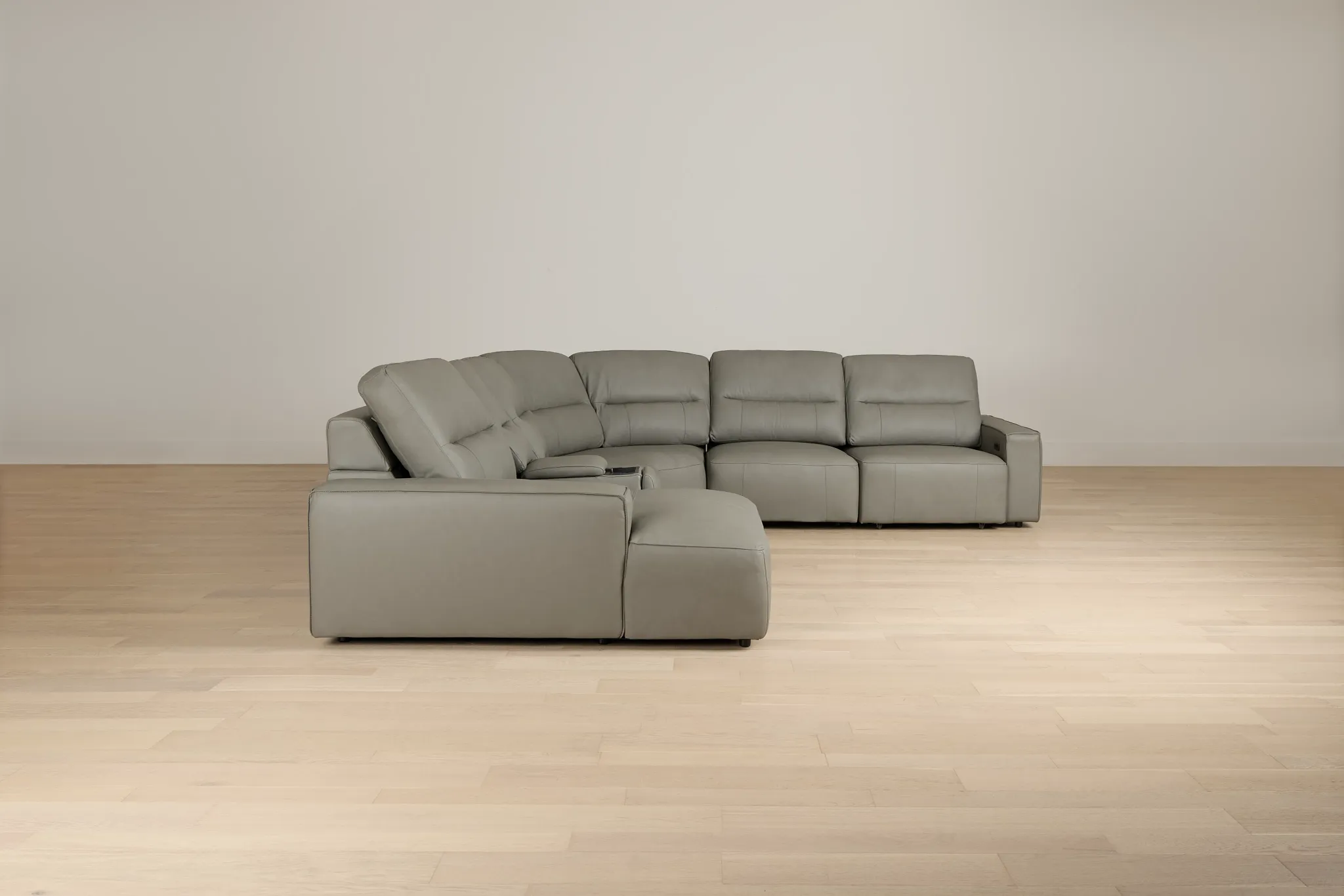 Rudy Gray Lthr/vinyl Medium Dual Power Left Extension Chaise Sectional