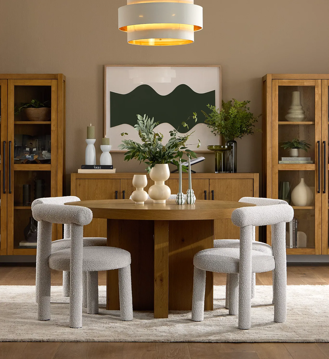 Benefits of Indoor Dining Room Spaces for Controlled Comfort