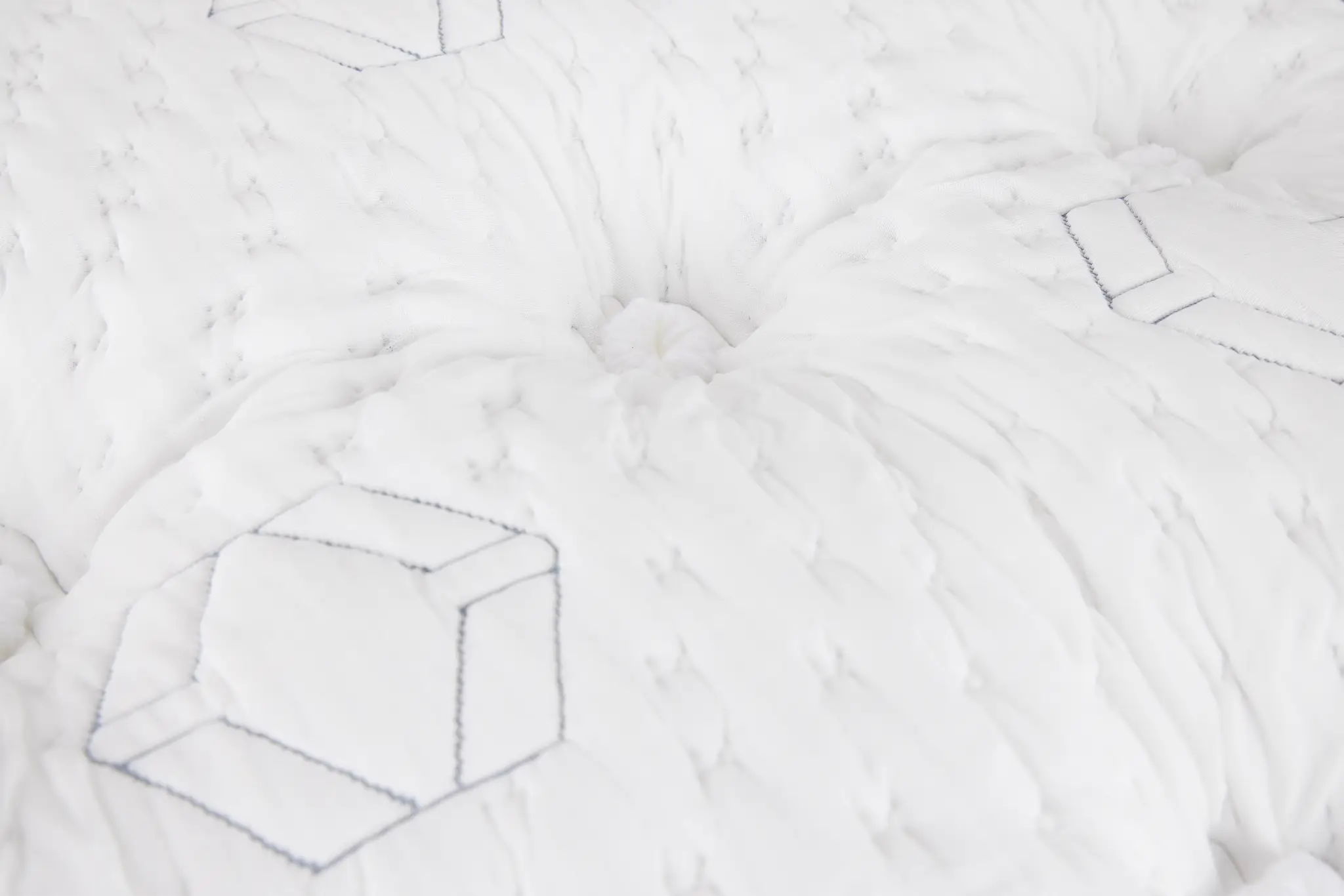 Aireloom Timeless Odyssey Luxetop M2 Plush 16.5" Mattress Aireloom Timeless Odyssey Luxetop M2 Plush 16.5" Mattress