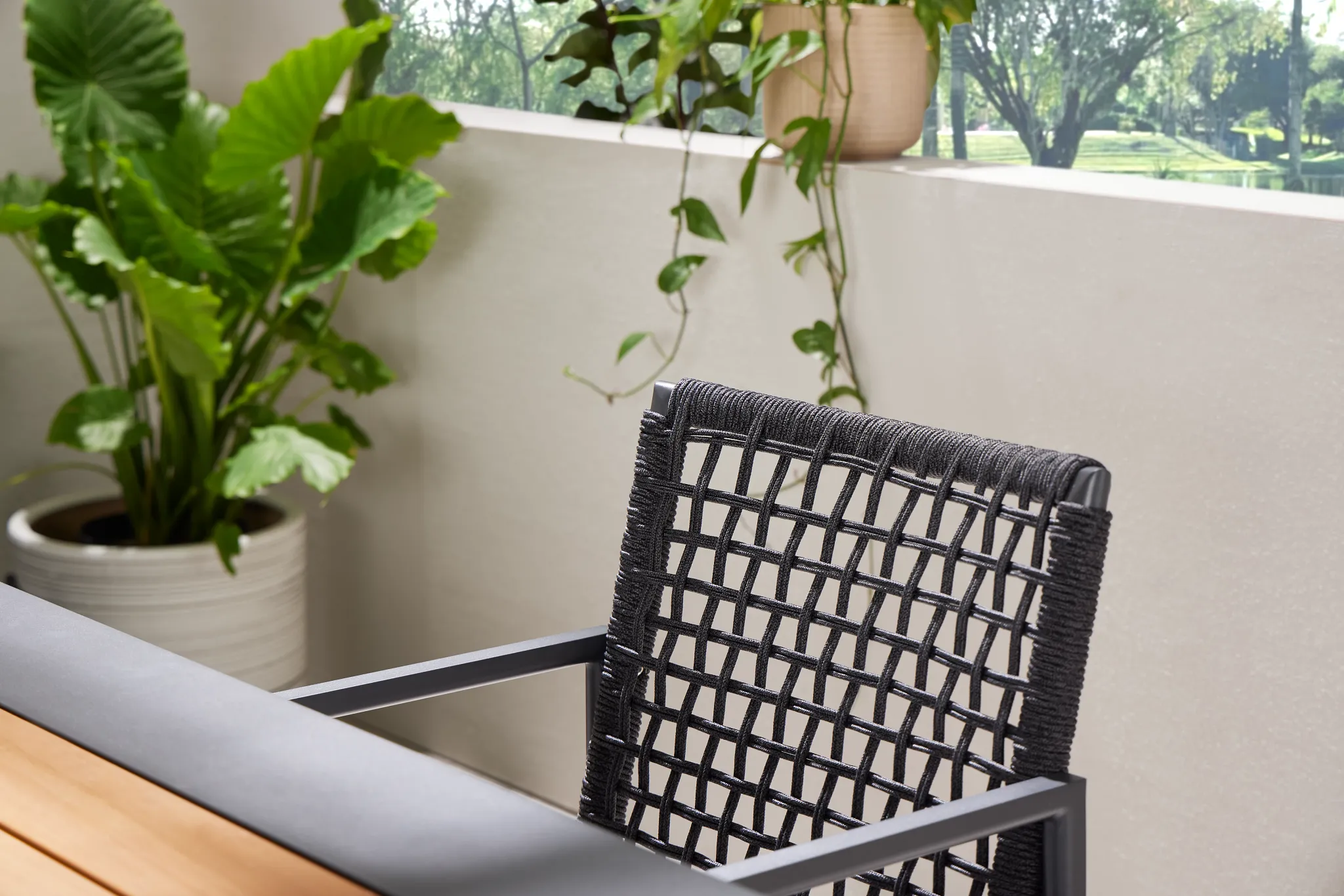 Sunrise Dark Gray Aluminum Arm Chair