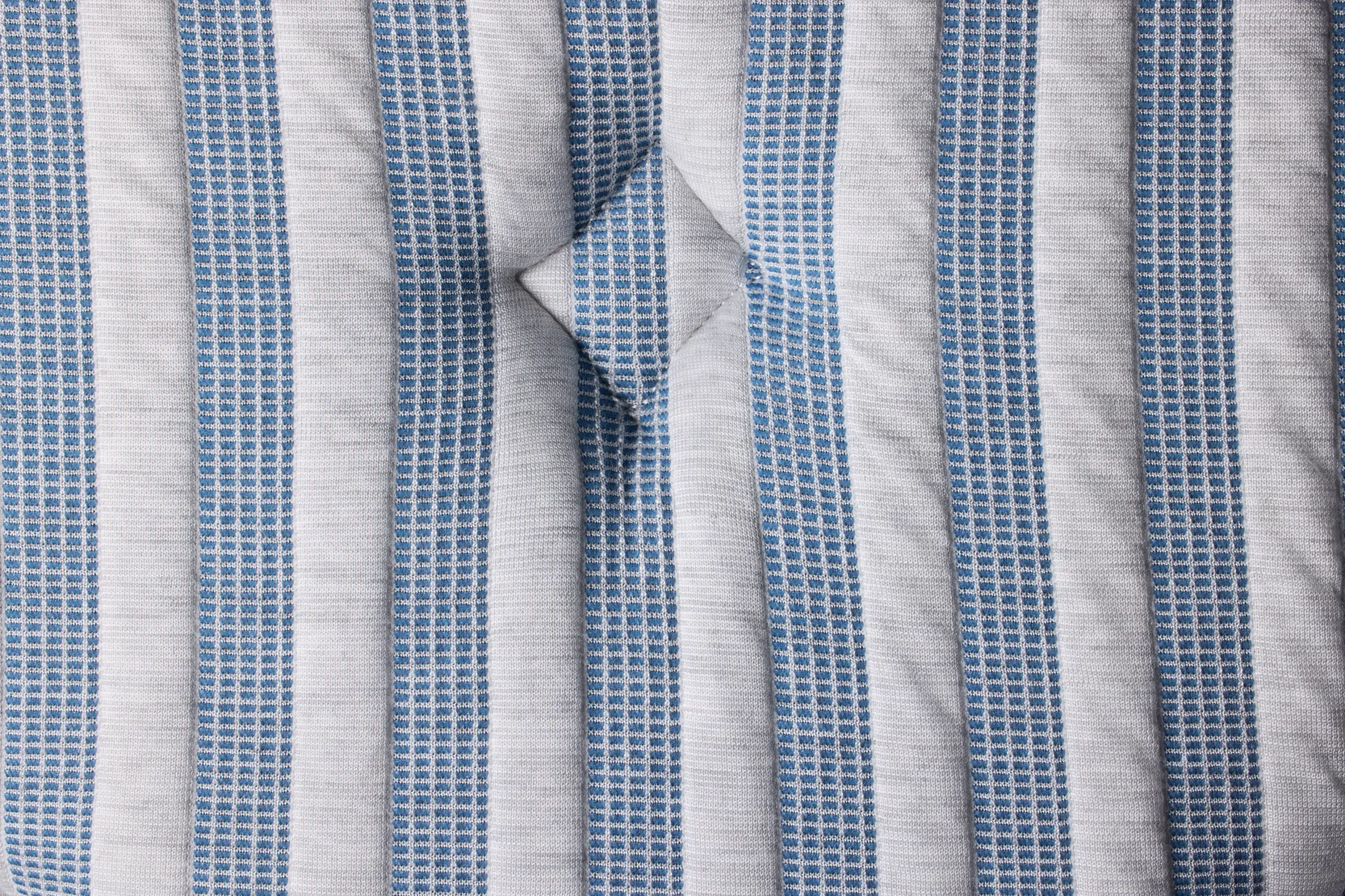 Kevin Charles By Sealy Signature 13" Medium Tight Top Mattress