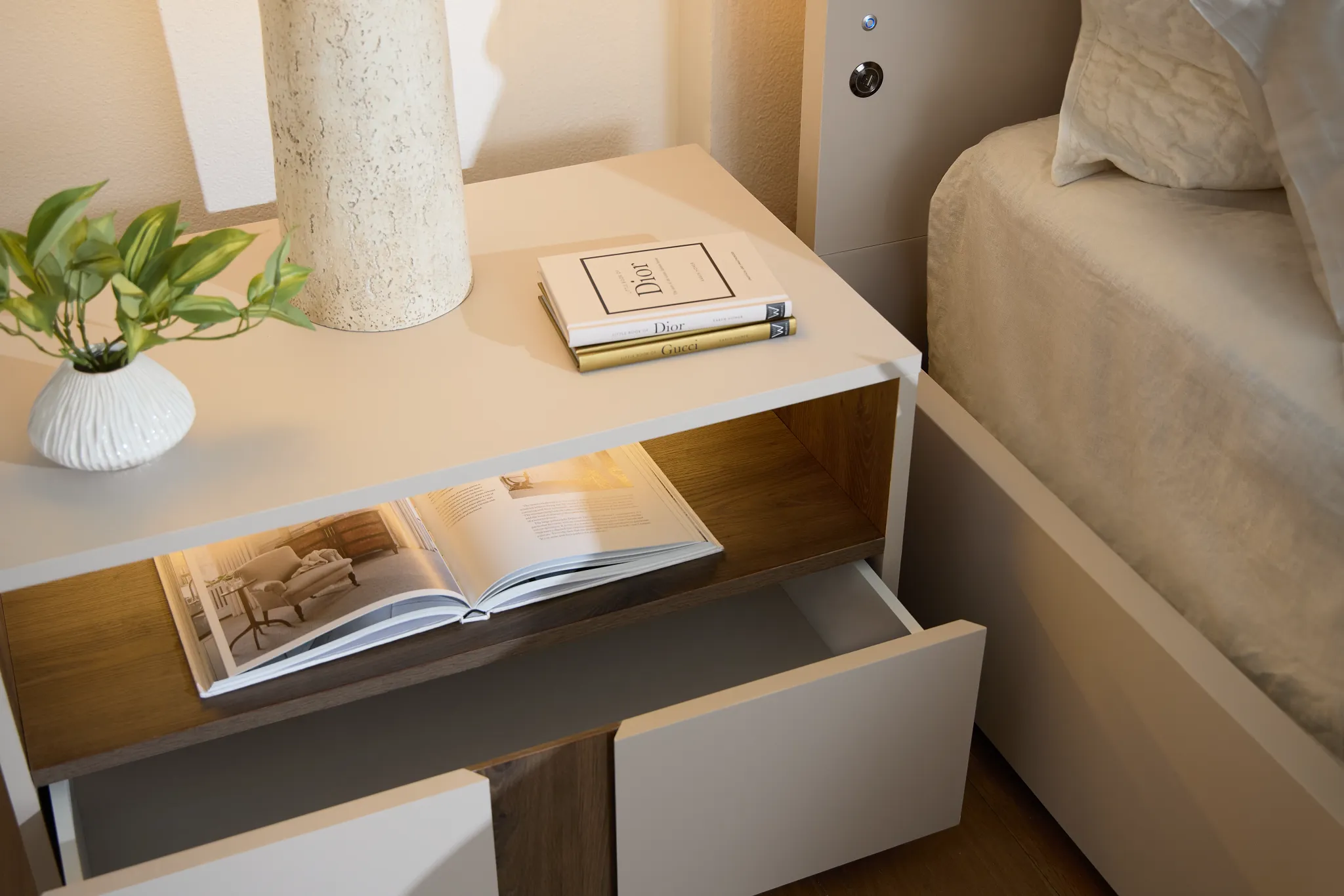 Brasilia Light Beige 1-drawer Nightstand