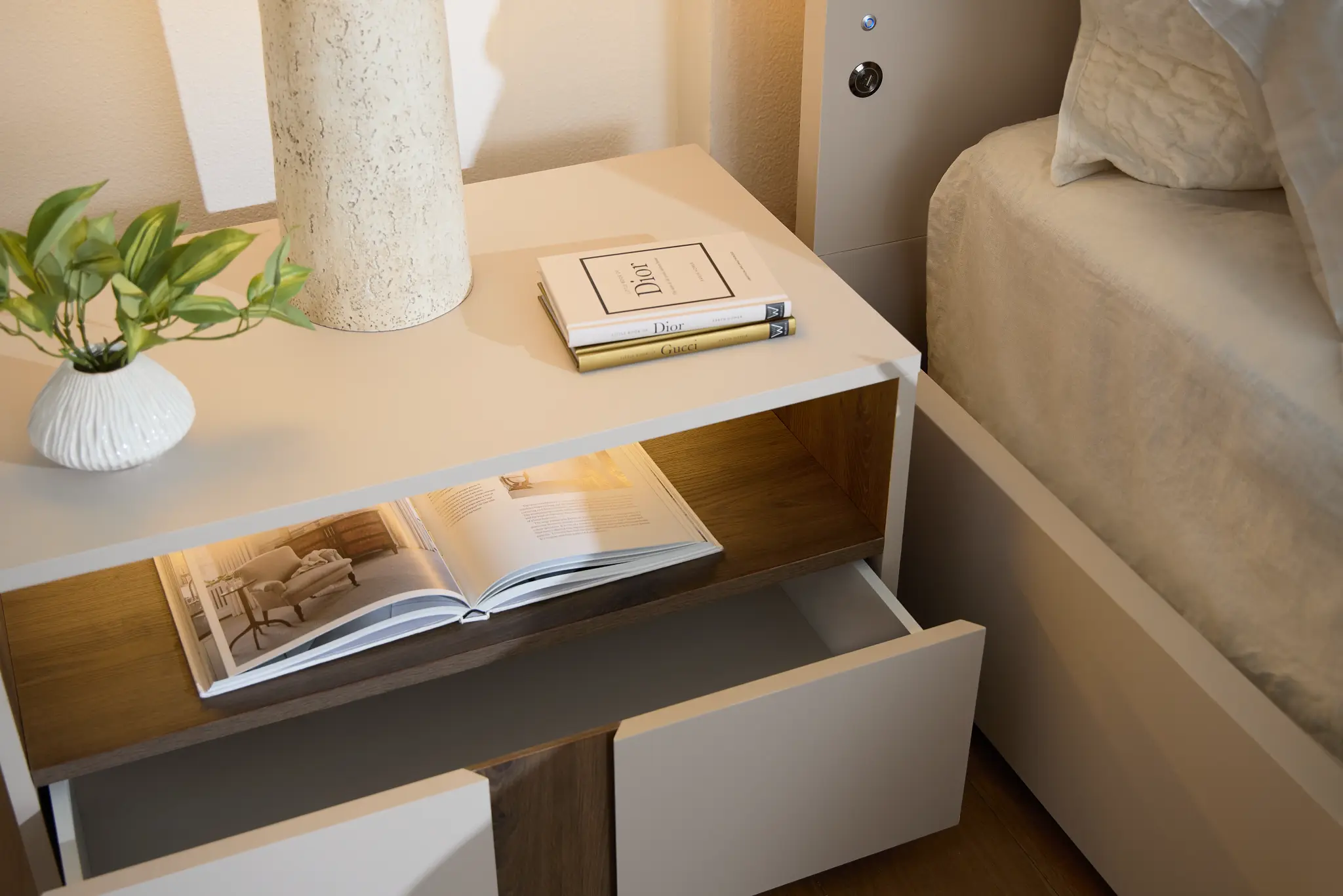 Brasilia Light Beige 1-drawer Nightstand Brasilia Light Beige 1-drawer Nightstand