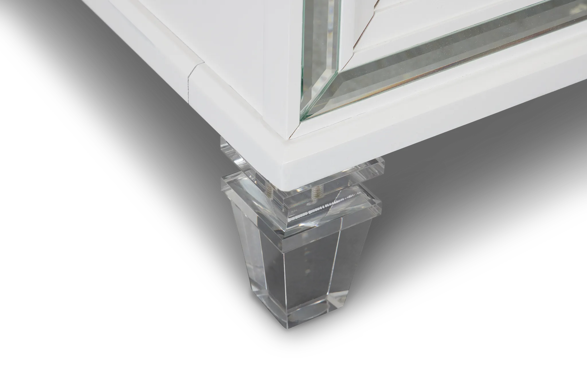 Vegas White Dresser & Mirror