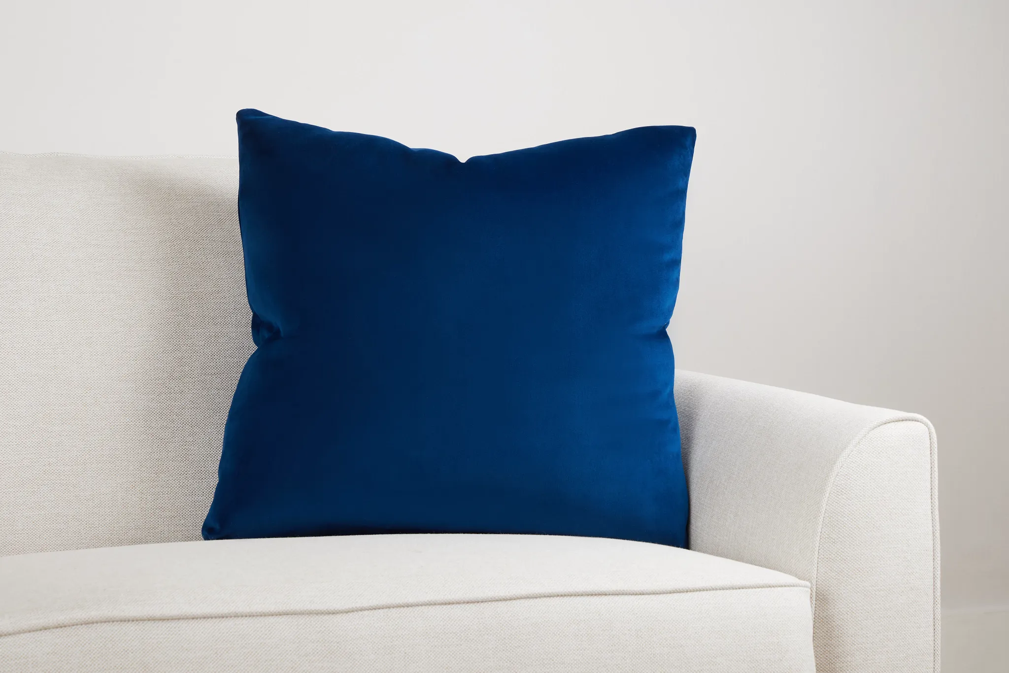 Reign Dark Blue 22" Accent Pillow