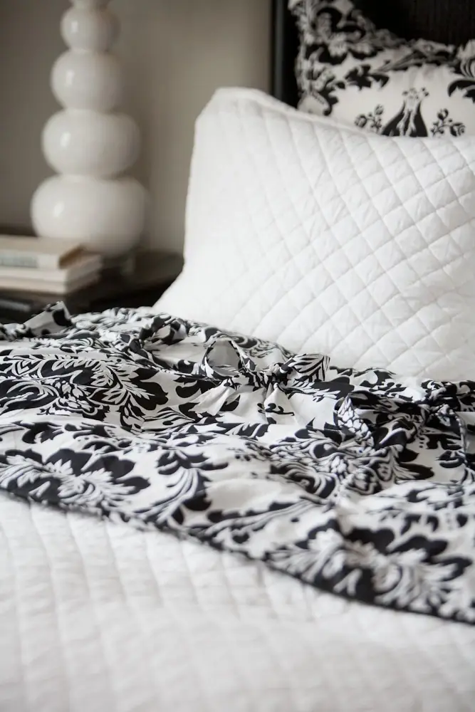 Damask Black Duvet Damask Black Duvet