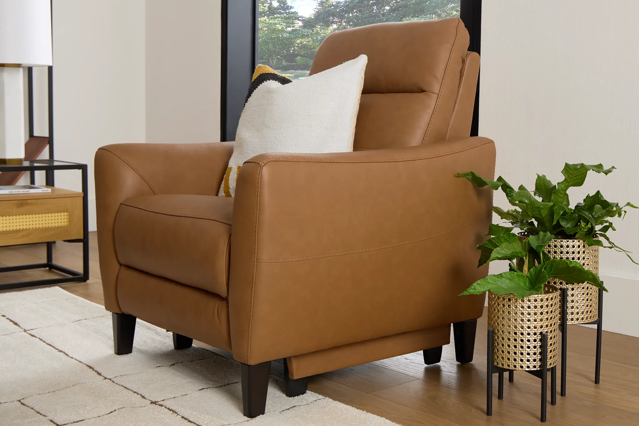 Dunbar Gold Small Planter