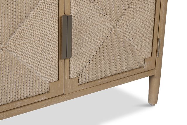 Castello Light Tone Server