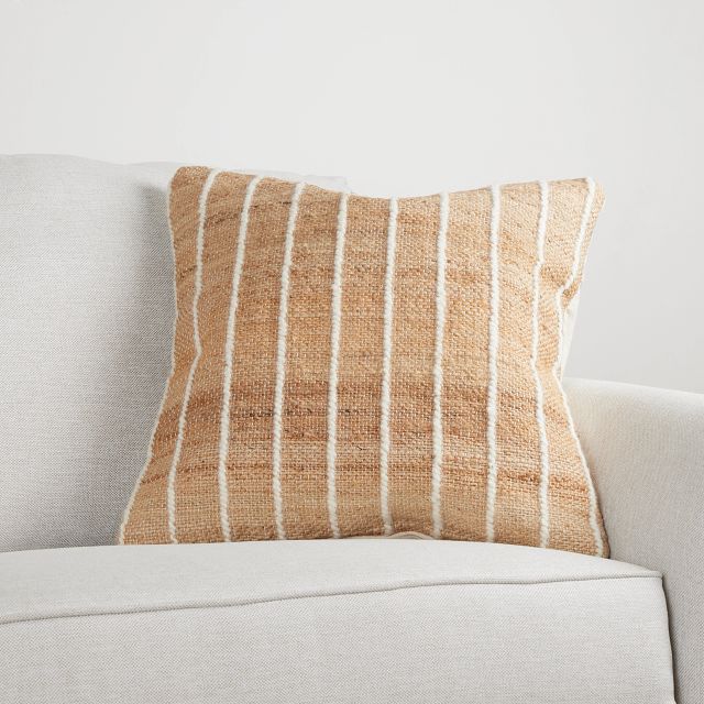 Albatro Beige 22" Accent Pillow