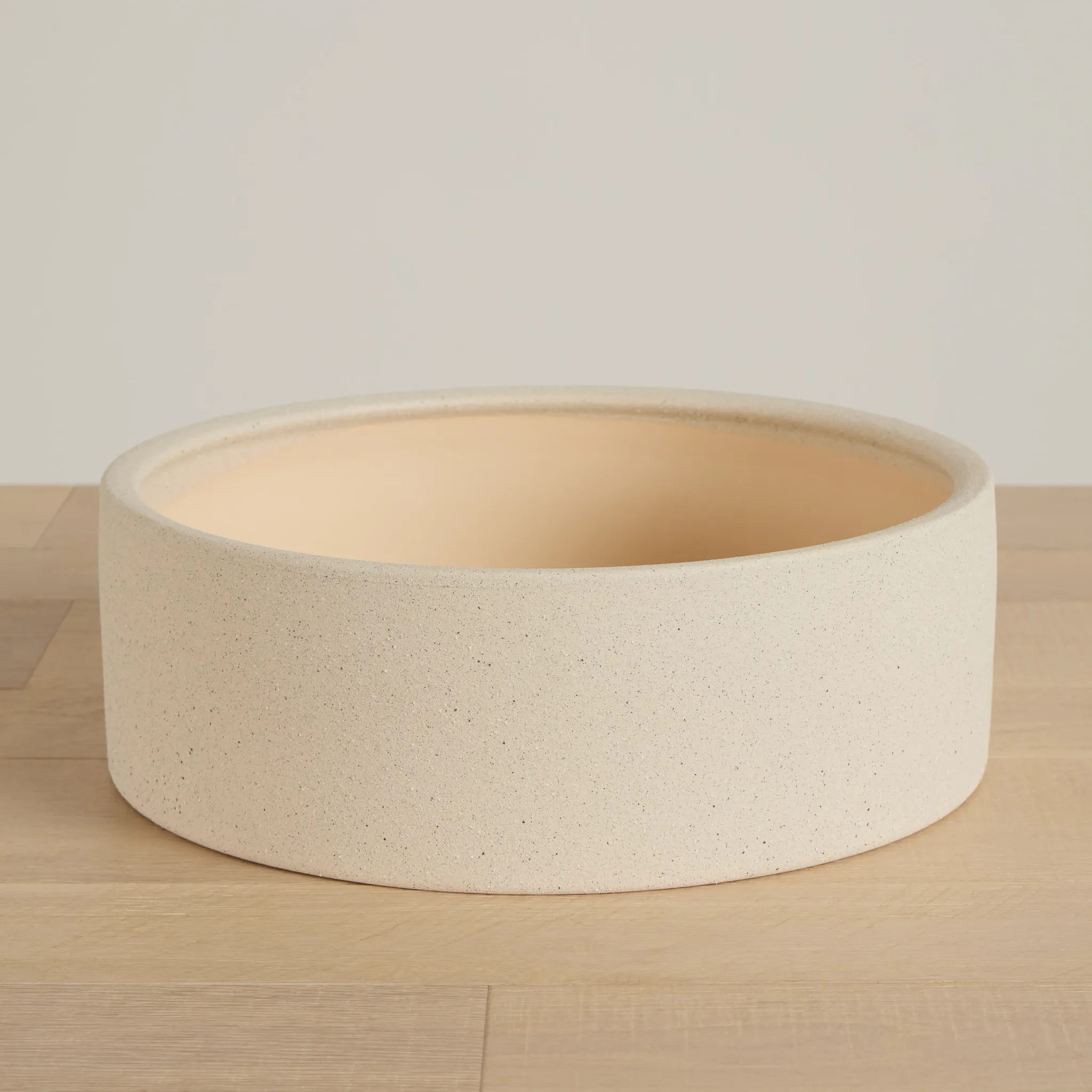 Sely Ivory Round Planter