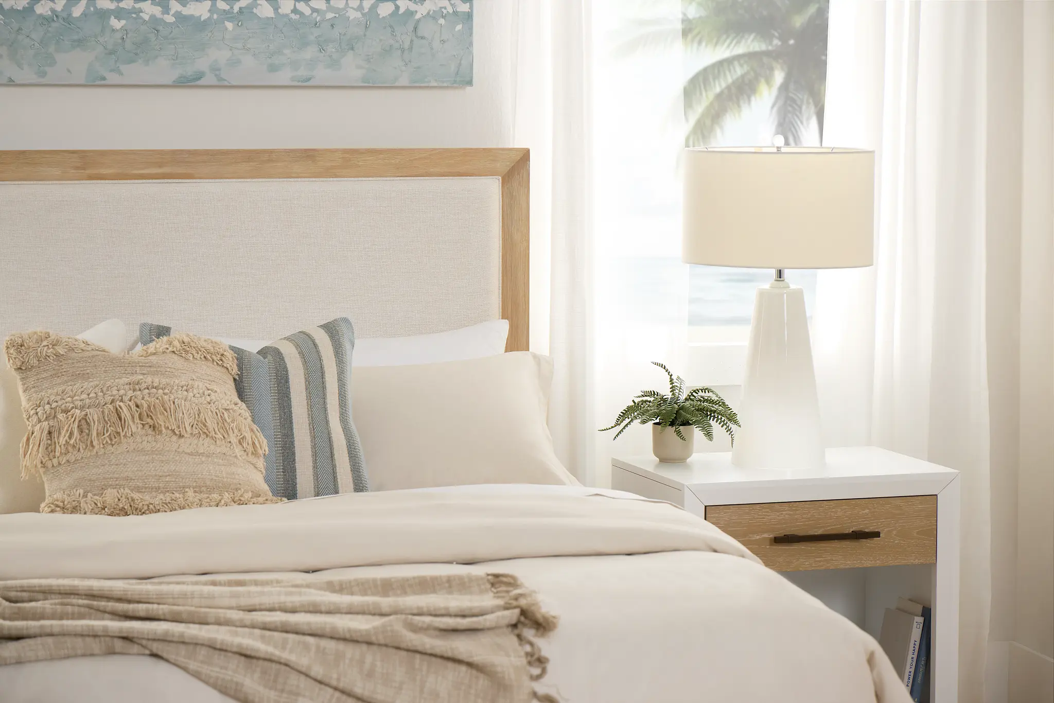 Boca Grande Two-tone Uph Platform Bed Boca Grande Two-tone Uph Platform Bed