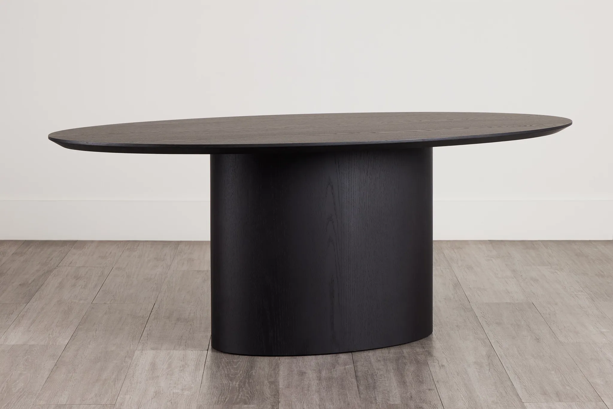 Nomad Black 78" Oval Table