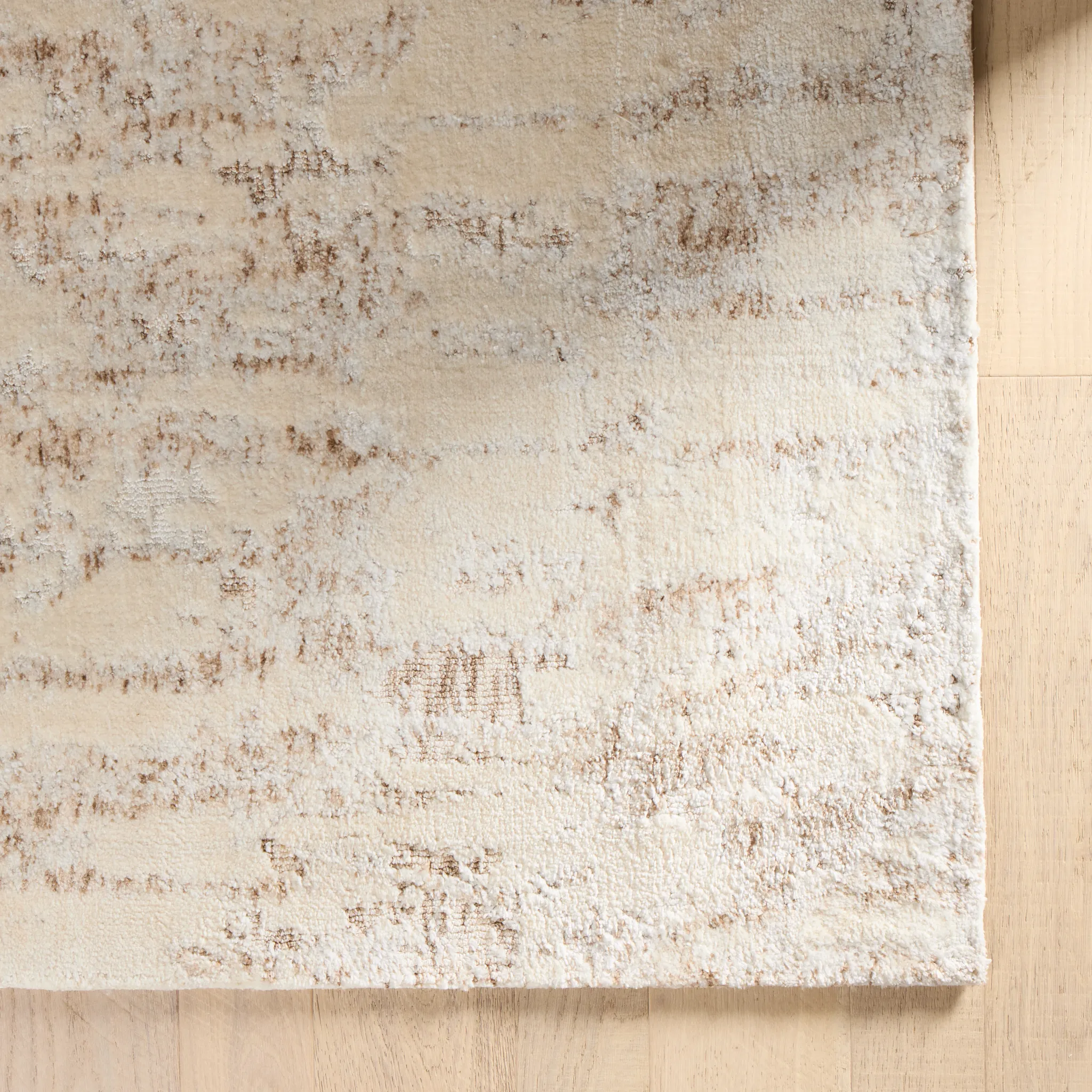 Carrin Ivory 5x8 Area Rug