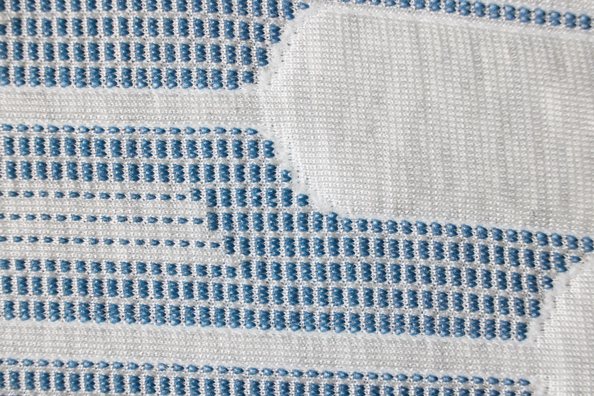 Kevin Charles By Sealy Signature Plush Low-profile Mattress Set Kevin Charles By Sealy Signature Plush Low-profile Mattress Set