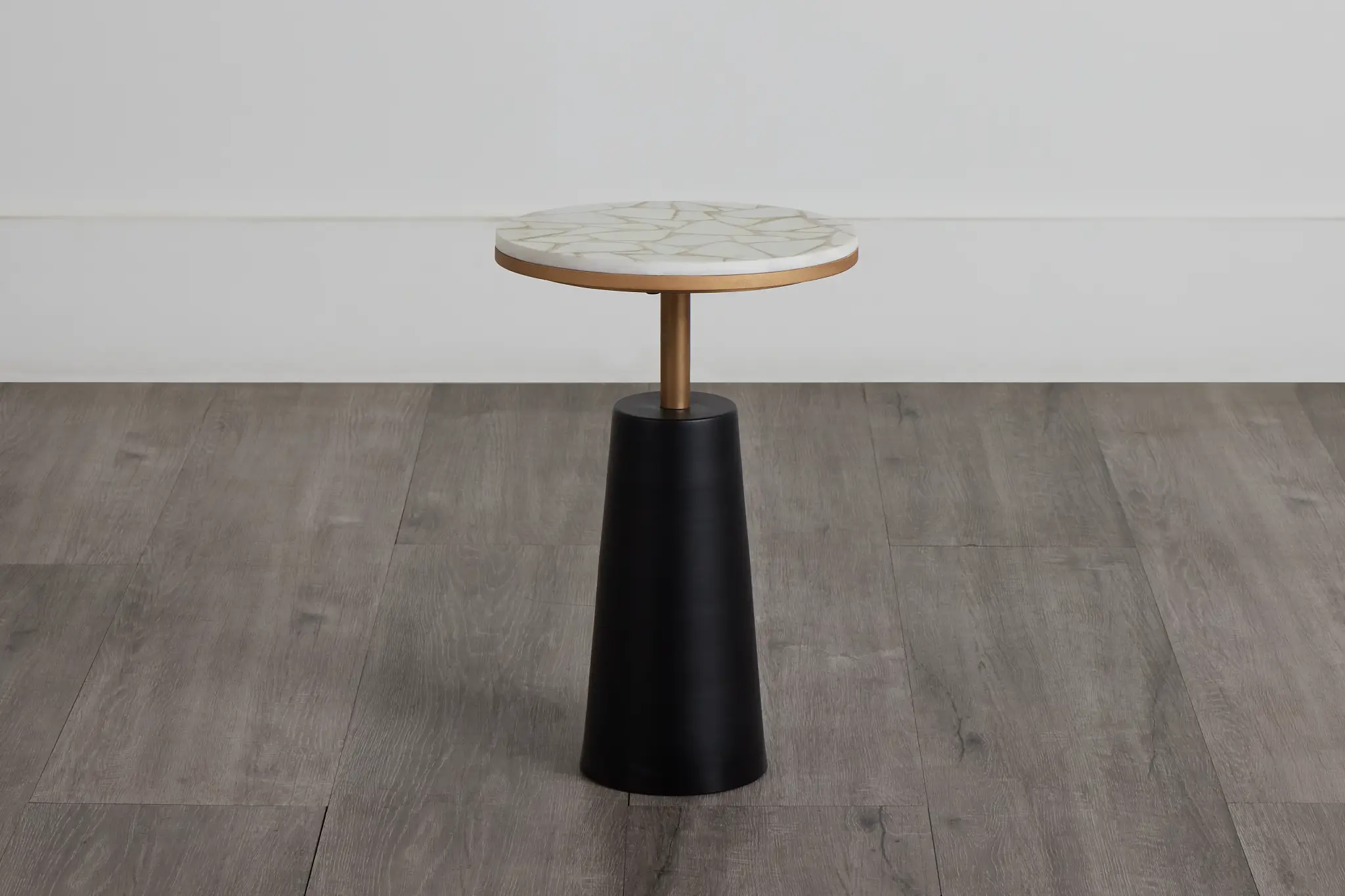 Roya Black Round End Table Roya Black Round End Table