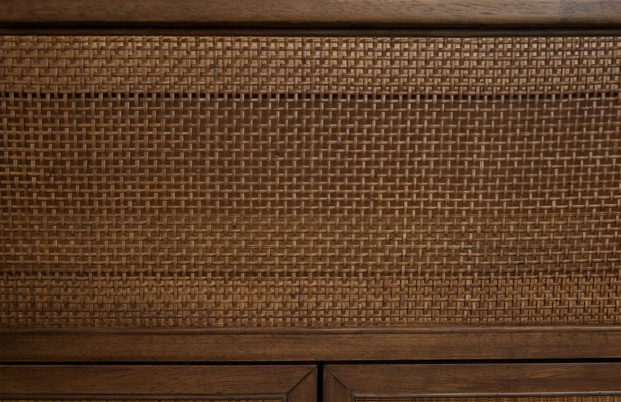 Pacific Mid Tone 7-drawer Dresser & Mirror Pacific Mid Tone 7-drawer Dresser & Mirror