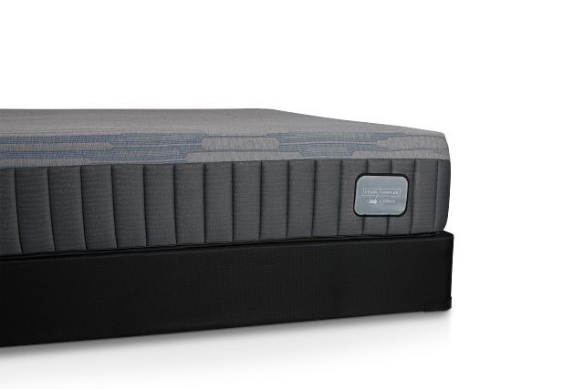 Kevin Charles By Sealy Hybrid Medium Mattress Set