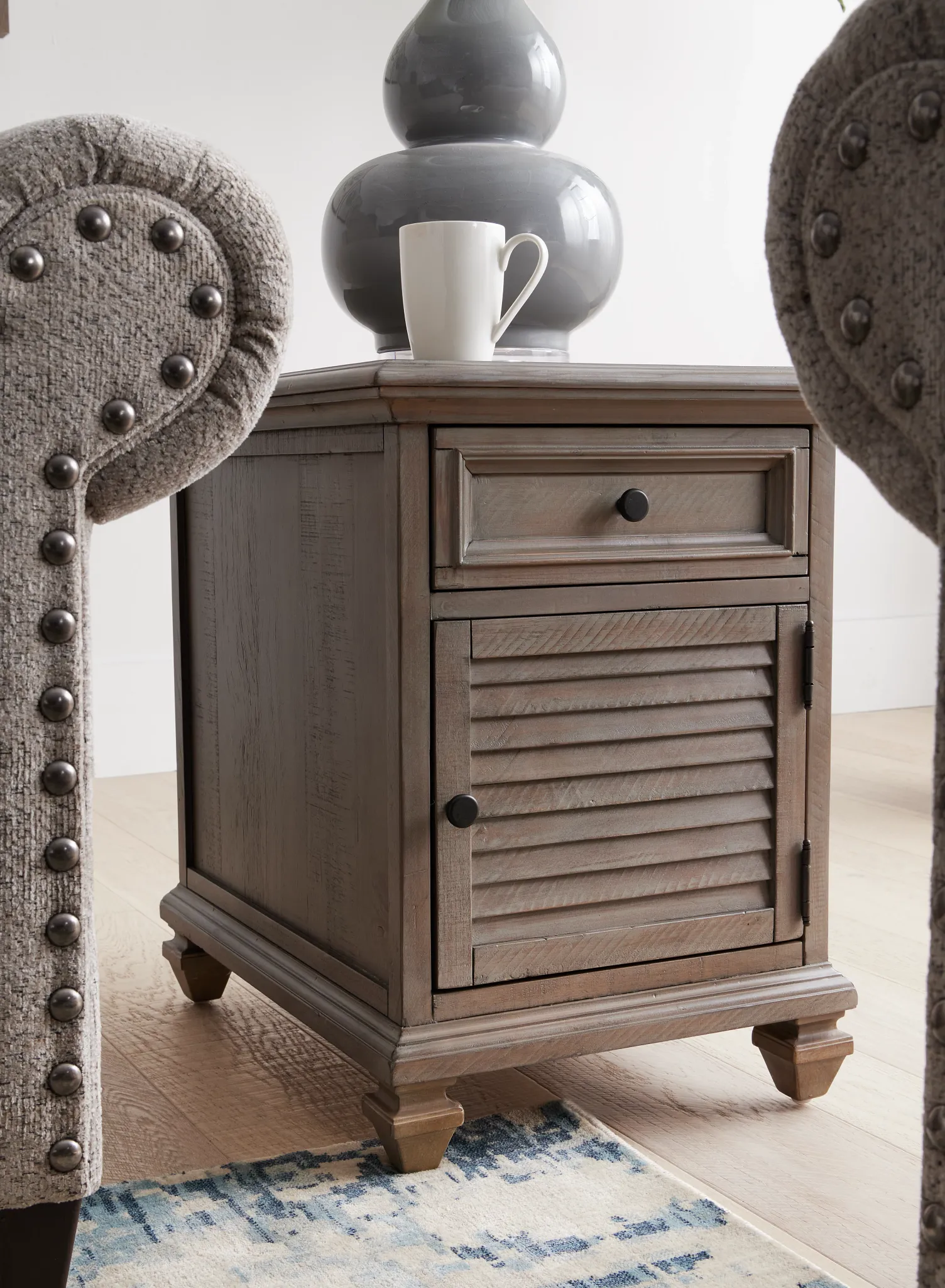 Sonoma Light Tone Chairside Table