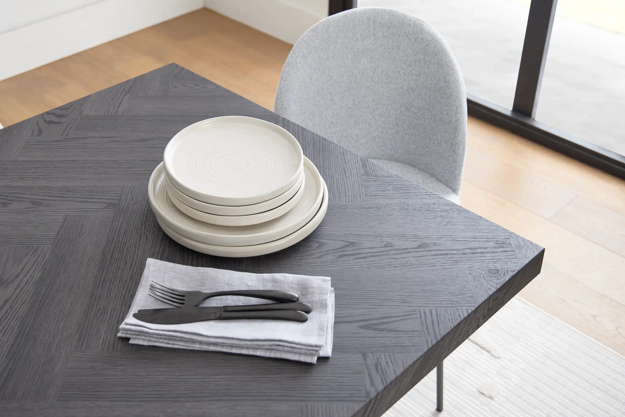 Brentwood Dark Tone Rectangular Table Brentwood Dark Tone Rectangular Table