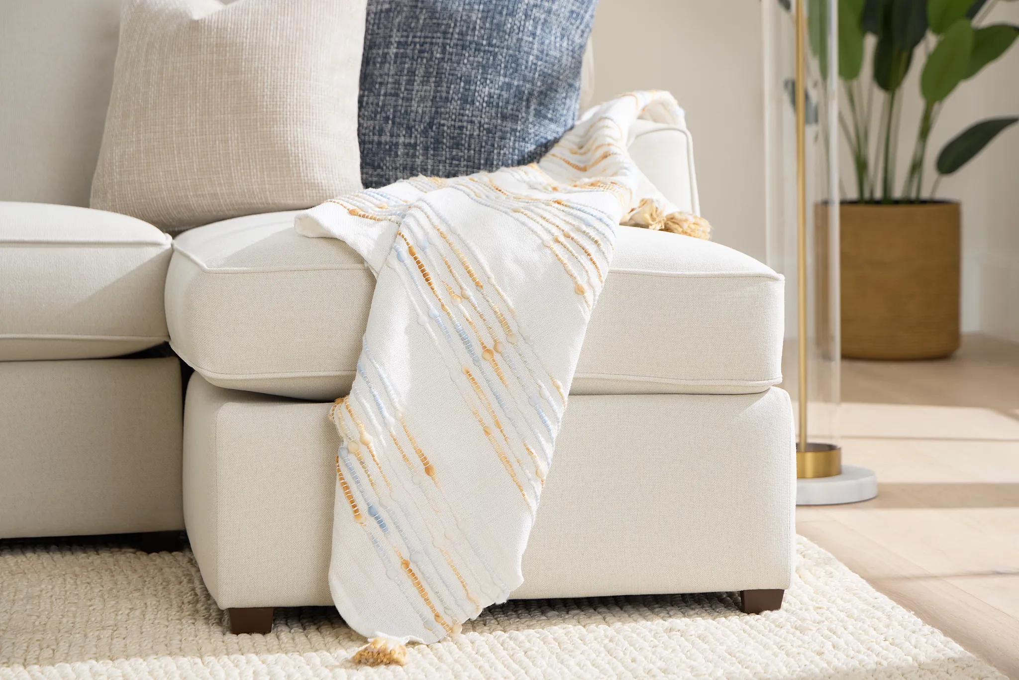 Lavern Yellow 50"x 60" Throw