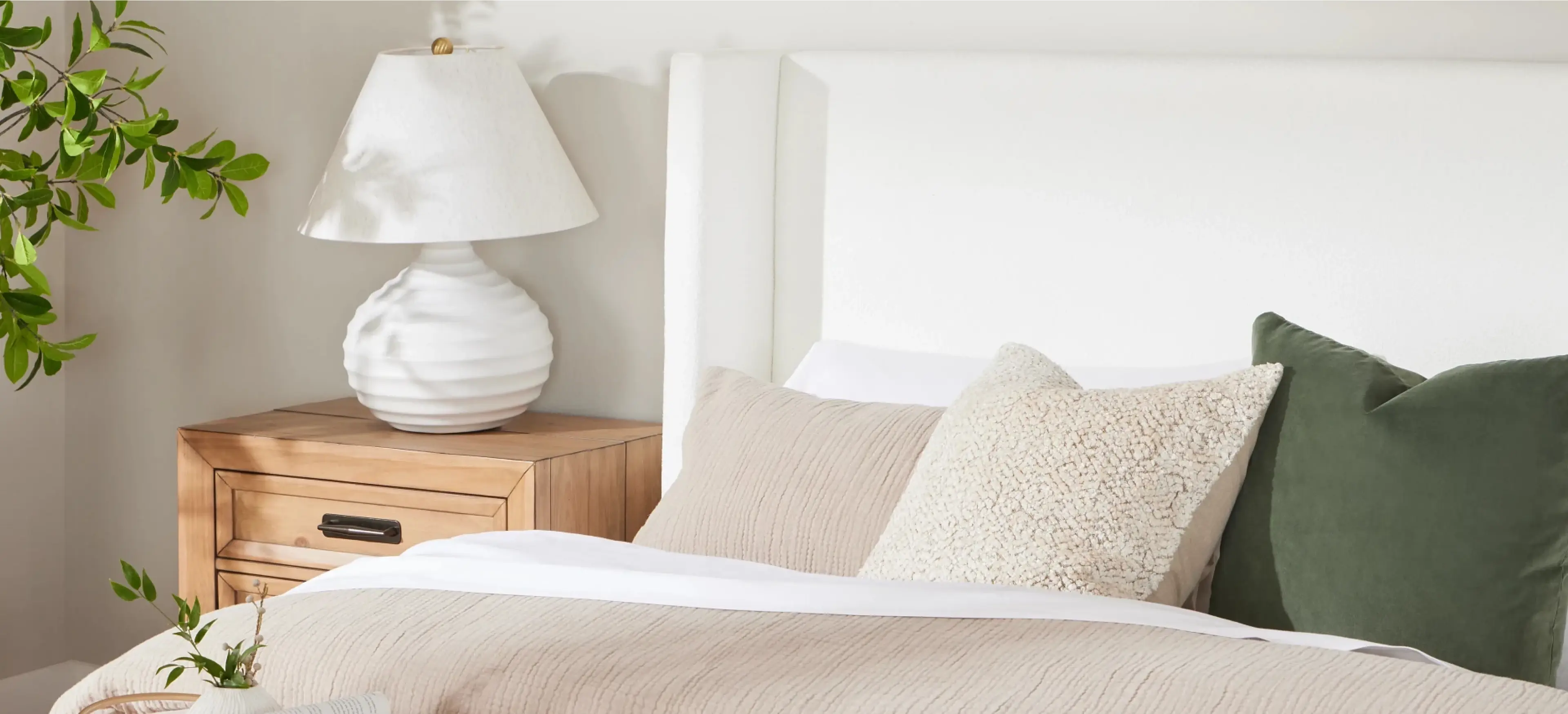 Creating a Warm and Welcoming Space: Essentials for A Guest Room