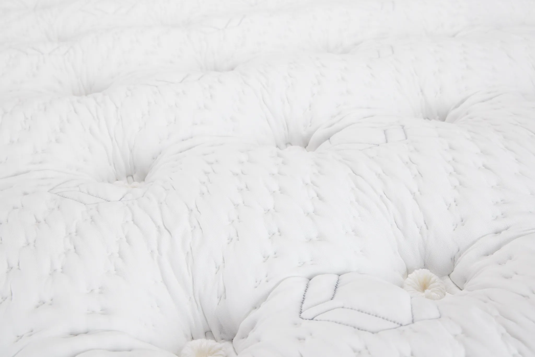 Aireloom Timeless Odyssey Luxetop M1 Plush 15.5" Mattress