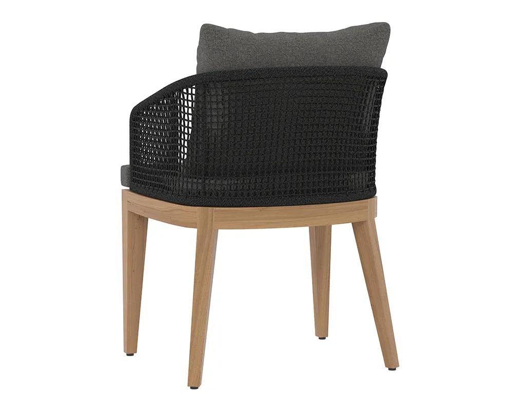 Ukiah Black Dk Gray Cushioned Arm Chair