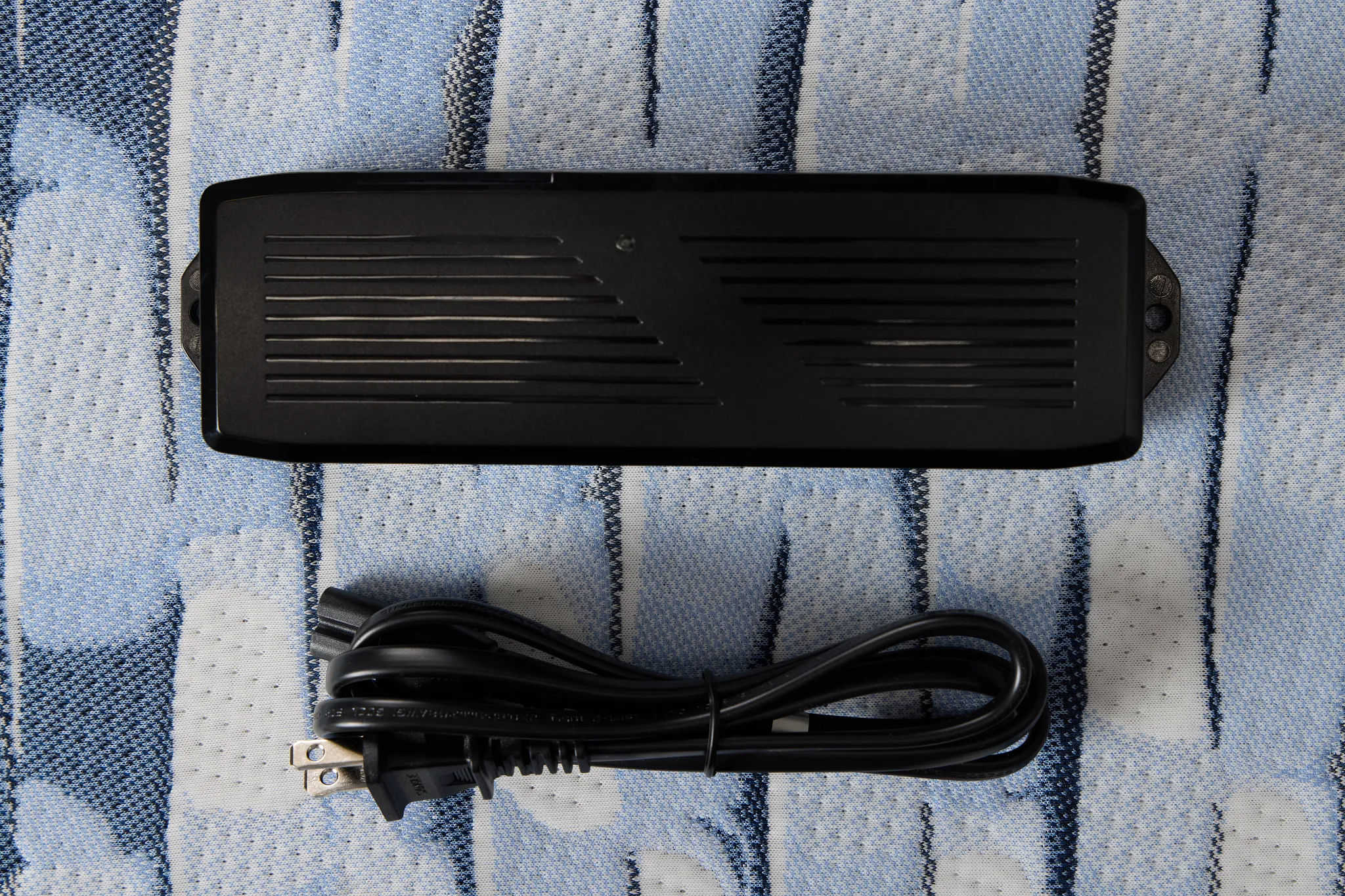 Serta Icomfort Aveda Plush Plus Adjustable Mattress Set