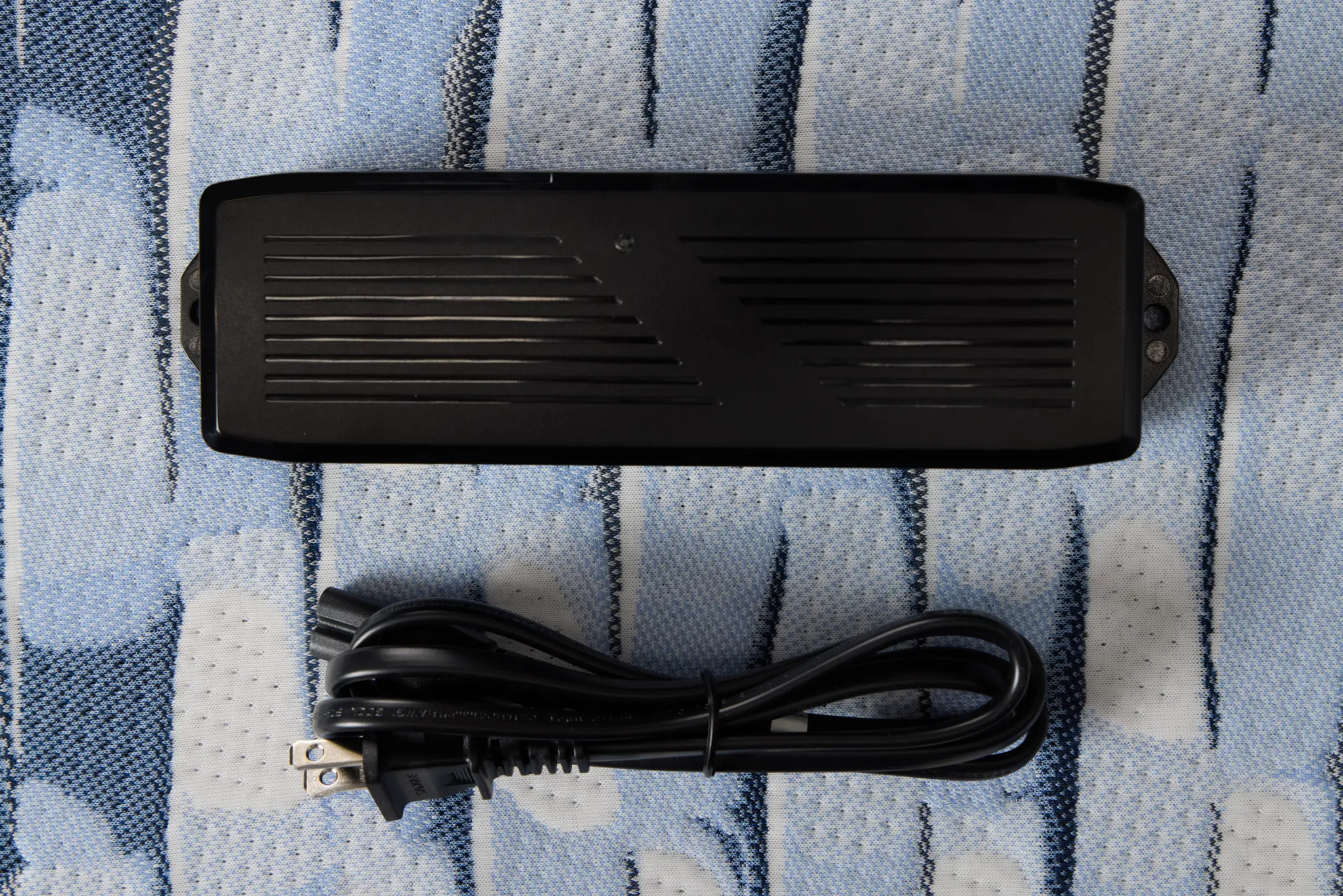 Serta Icomfort Aveda Plush Plus Adjustable Mattress Set Serta Icomfort Aveda Plush Plus Adjustable Mattress Set