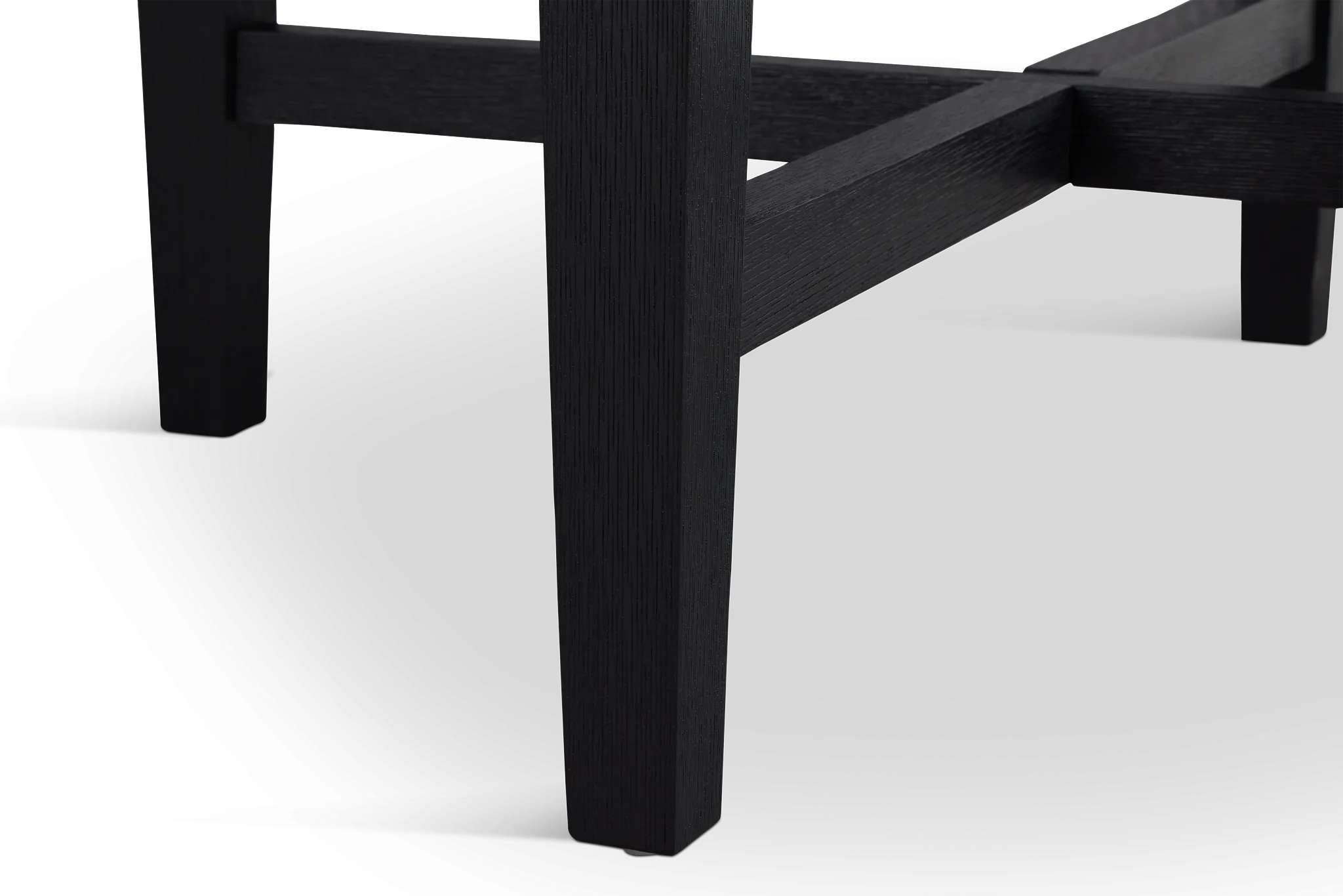 Alden Black Round Table