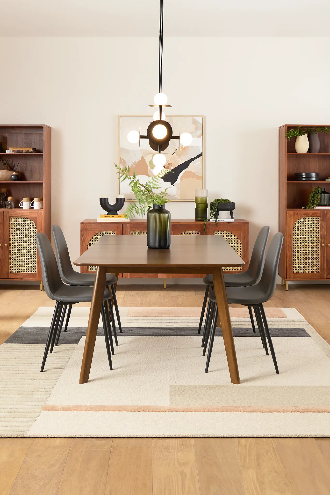 Best Dining Table Shapes for Every Room Size