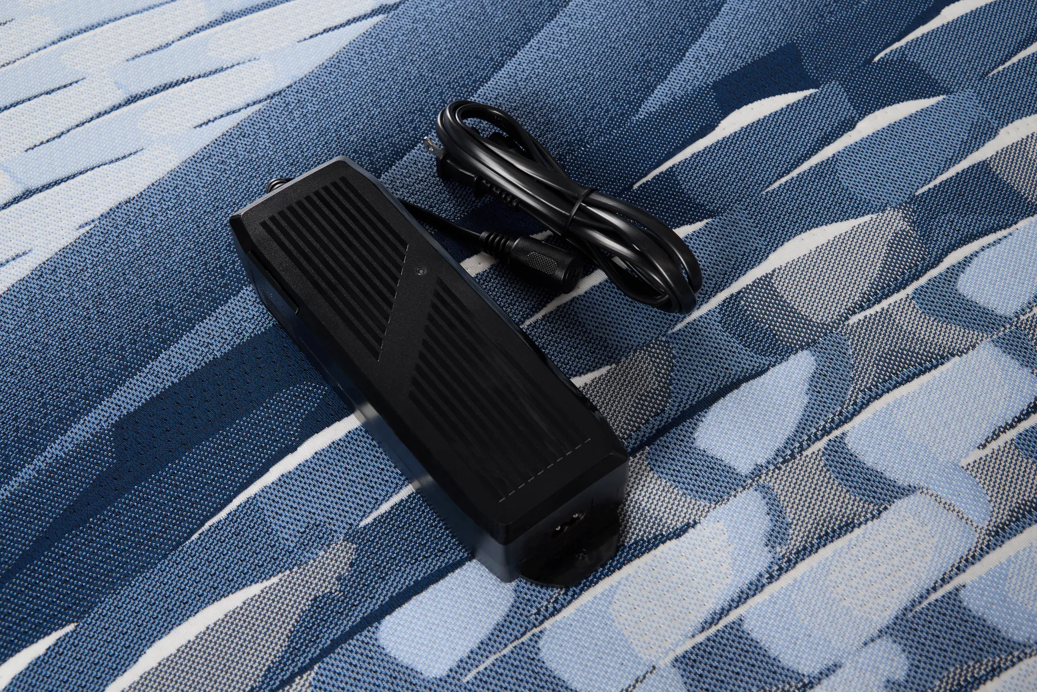 Serta Icomfort Aveda Plush Plus Adjustable Mattress Set