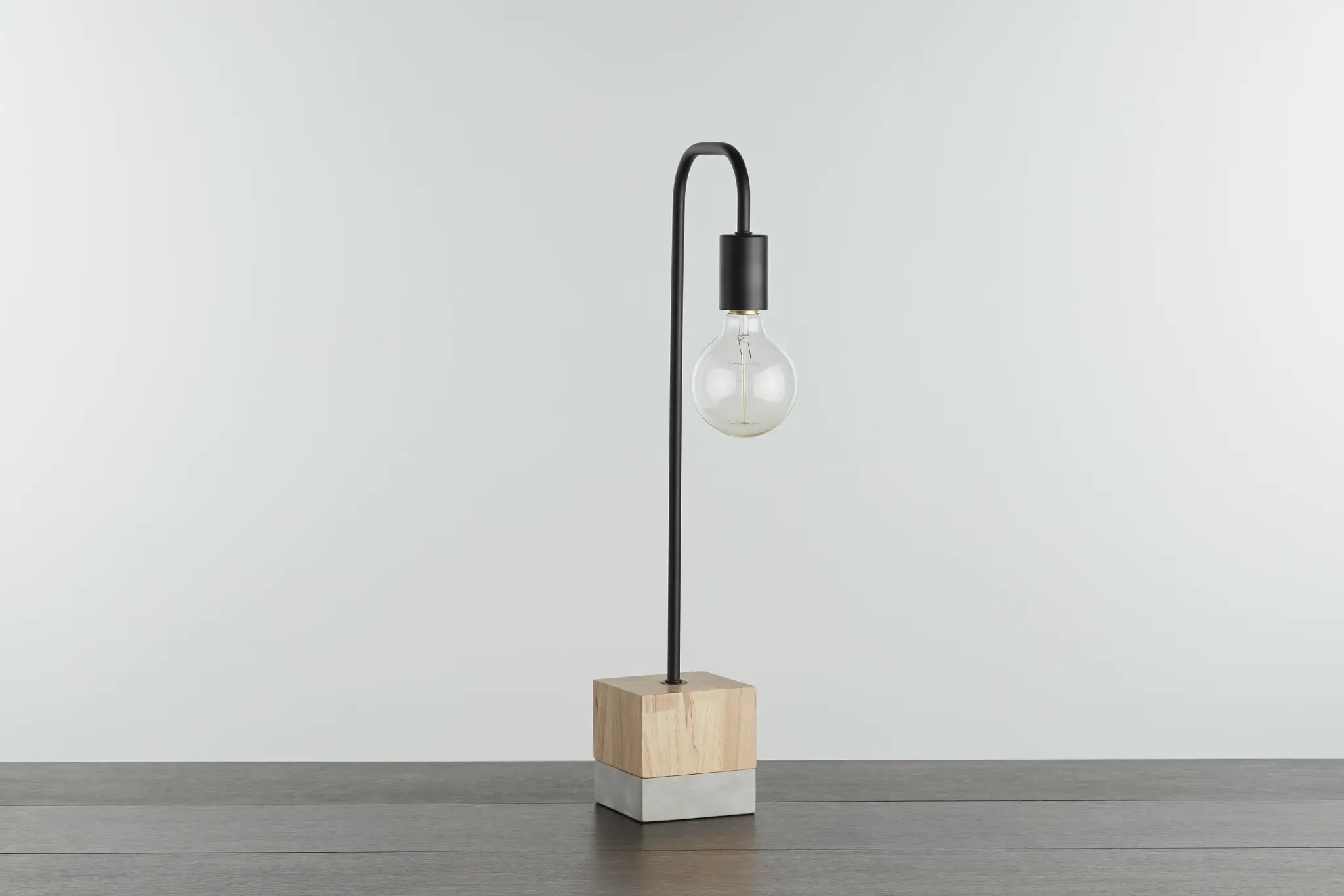 Leo Wood Table Lamp Leo Wood Table Lamp