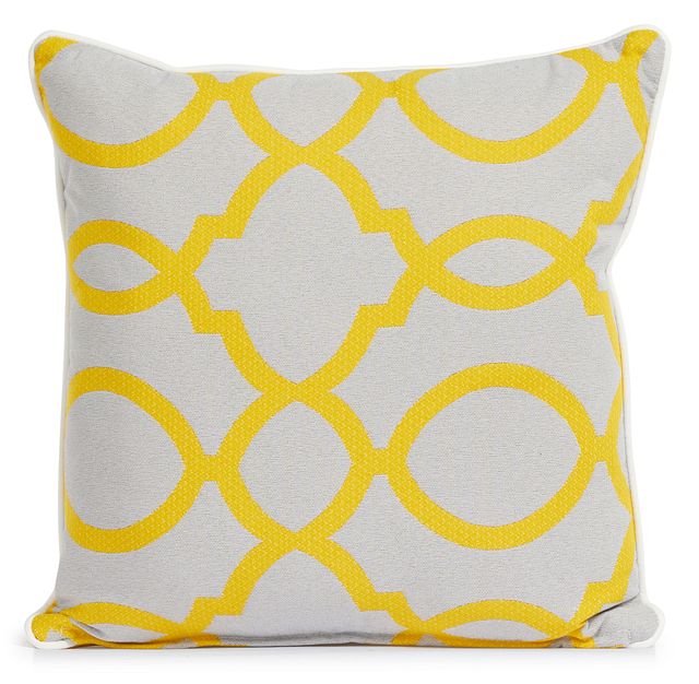 Clover Yellow 18" Indoor/outdoor Square Accent Pillow