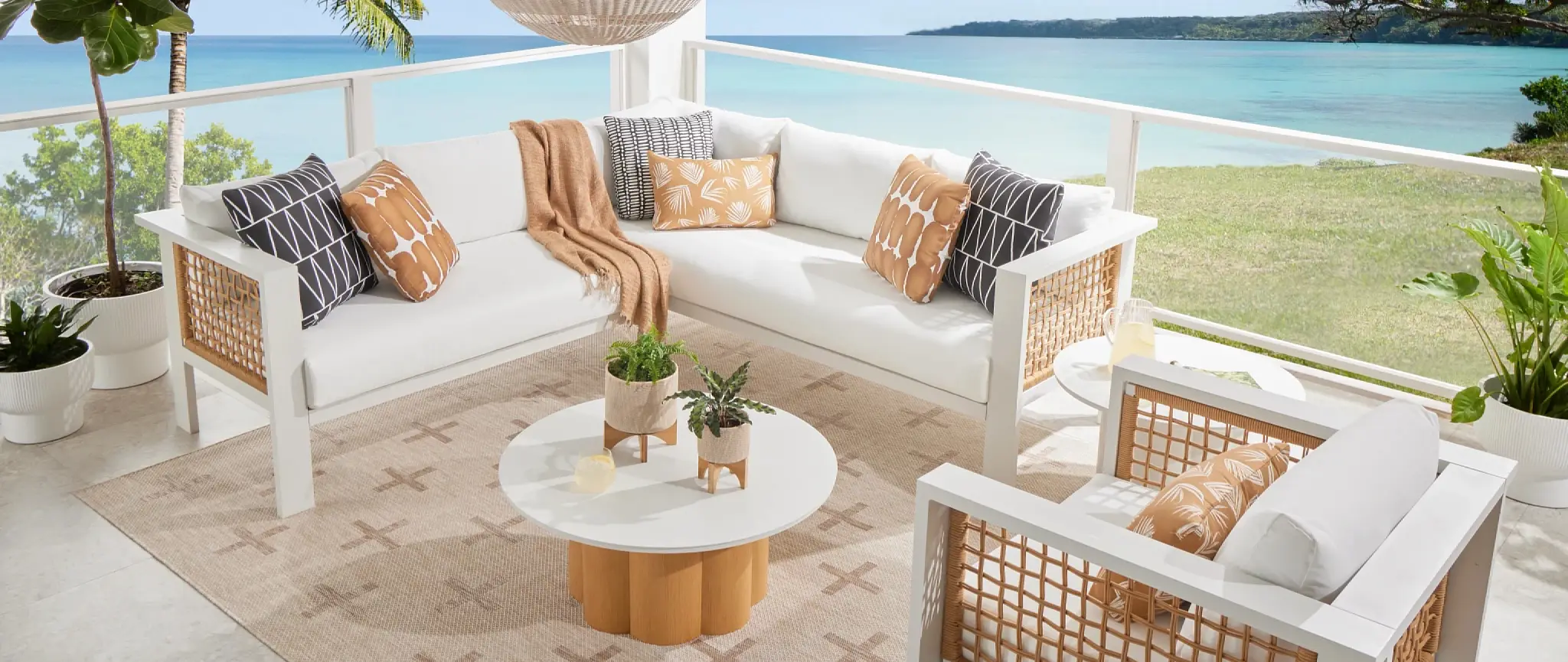 Transform Your Outdoor Space with the Modern Sunrise Collection