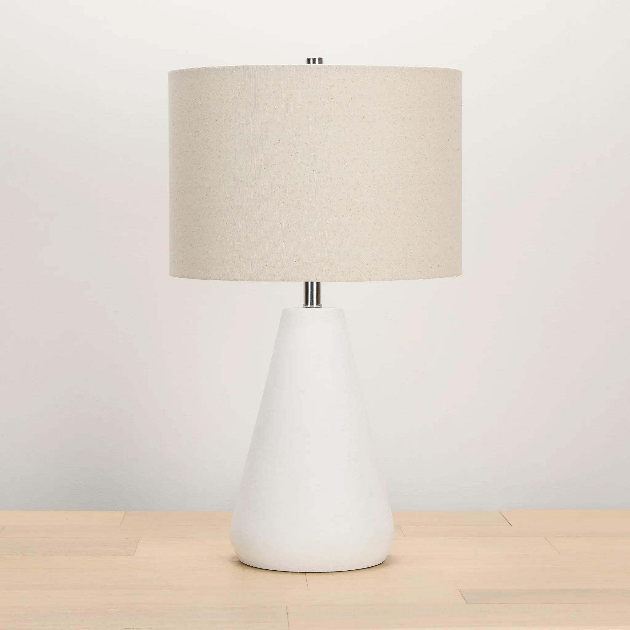 Milani White Ceramic Table Lamp