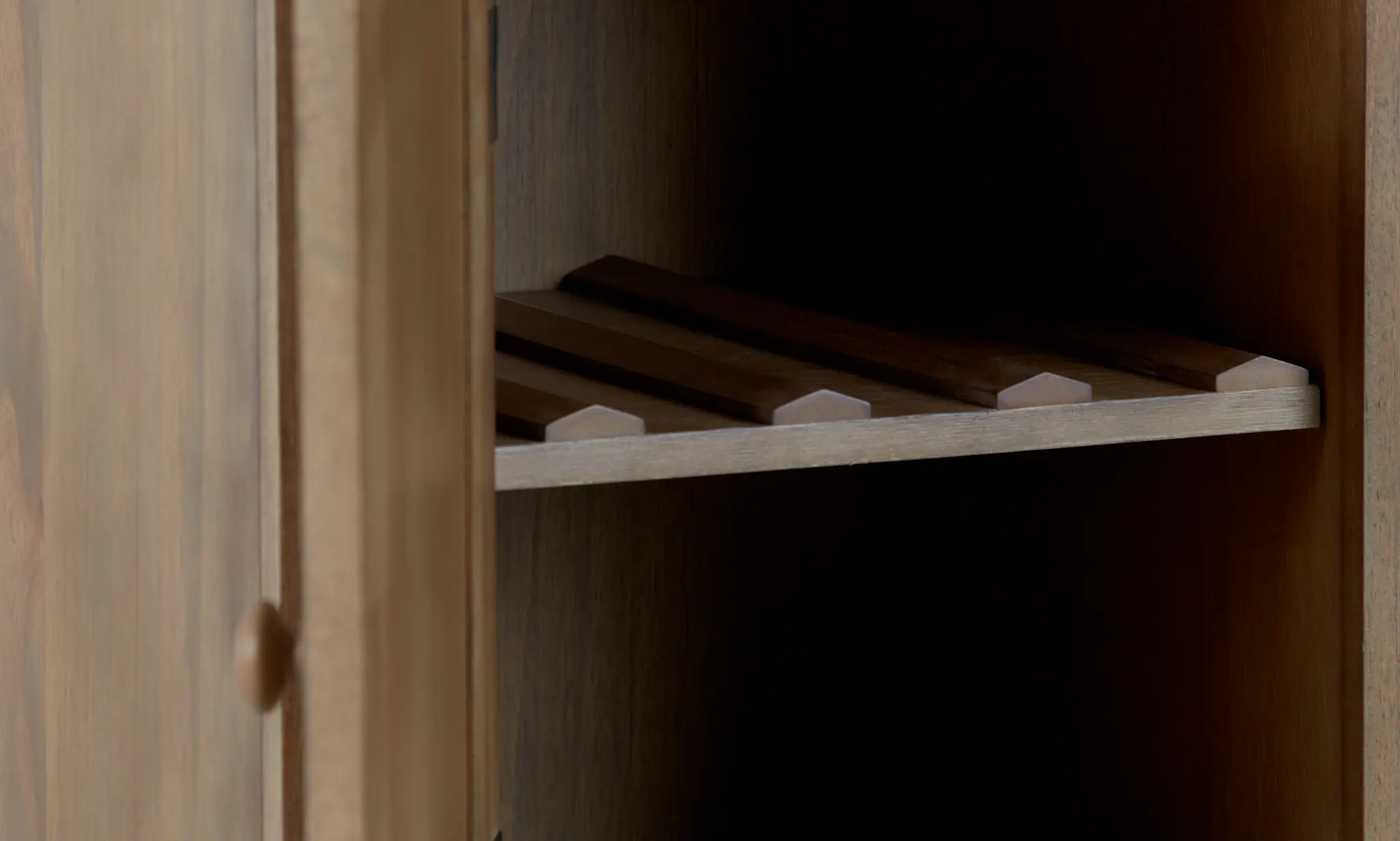 Somerset Light Tone Server Somerset Light Tone Server