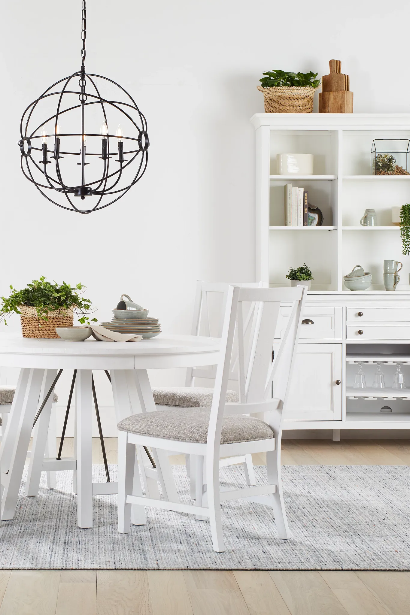 Heron Cove White Round Table & 4 Wood Chairs