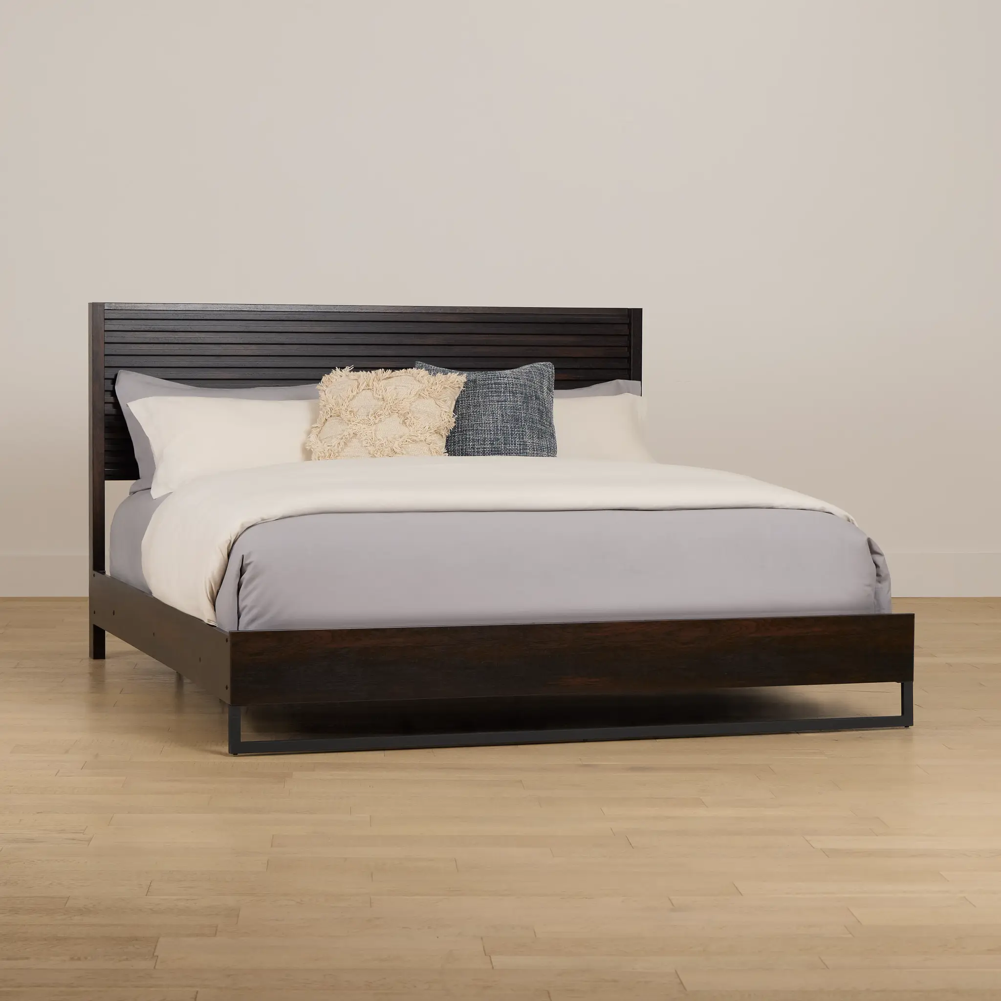 Perry Dark Tone Panel Bed Perry Dark Tone Panel Bed