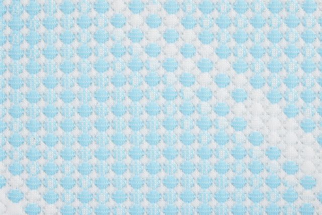 Tempur-pedic Tempur-luxebreeze Medium Low-profile Mattress Set
