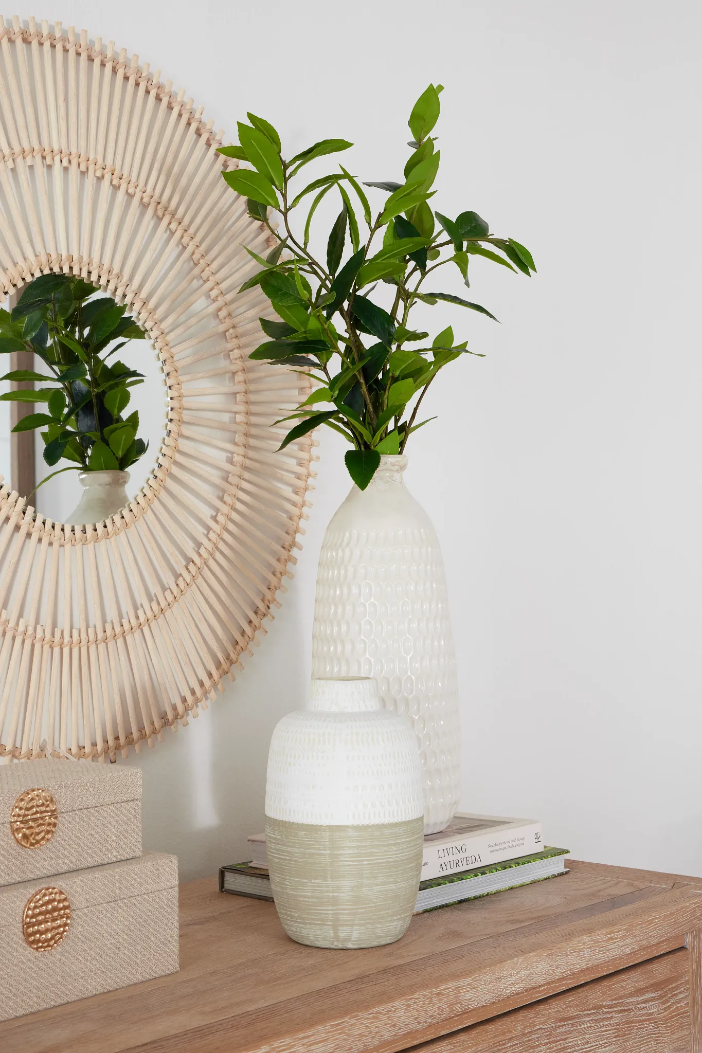 Leif Beige Small Vase