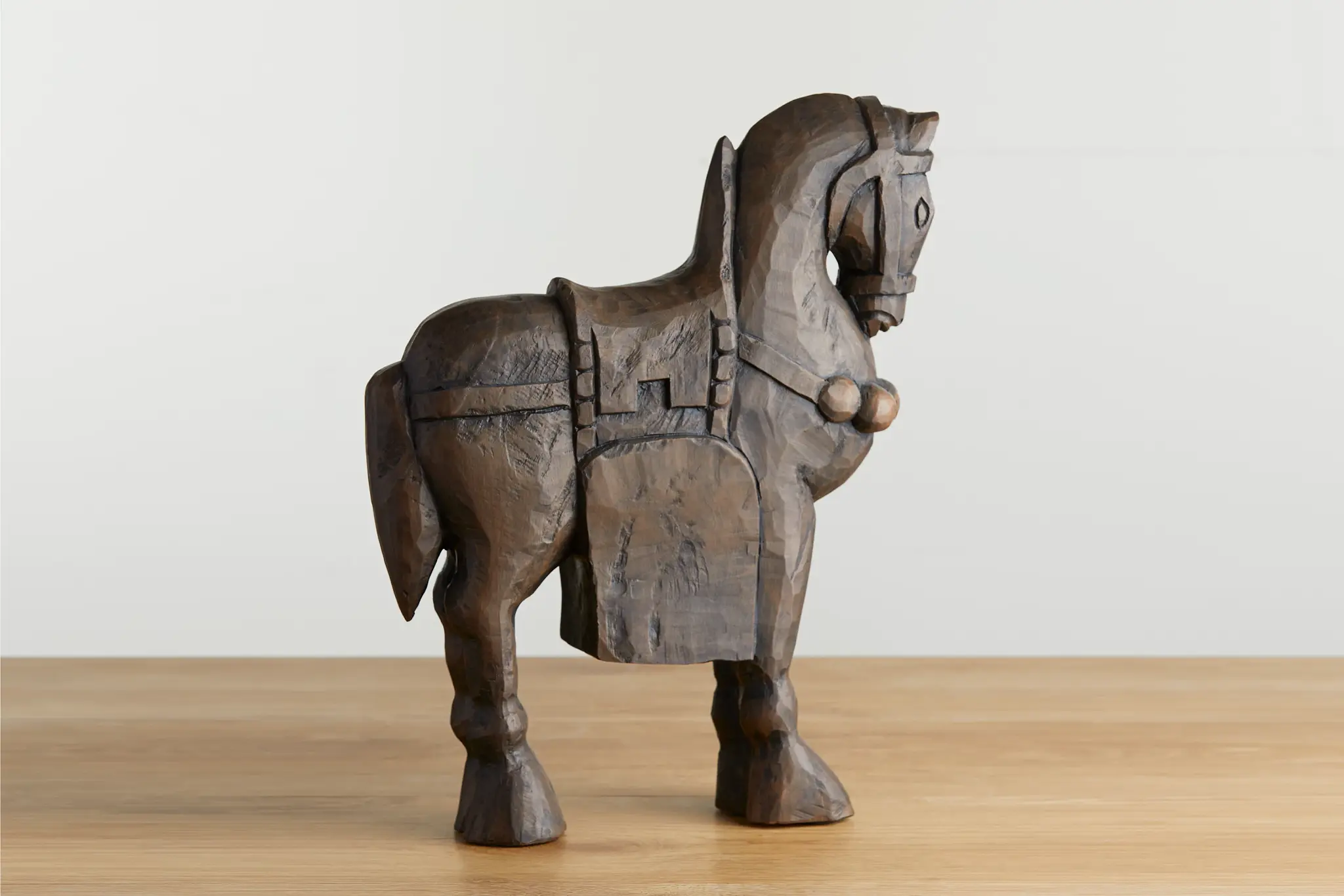 Clyde Brown Tabletop Accessory Clyde Brown Tabletop Accessory