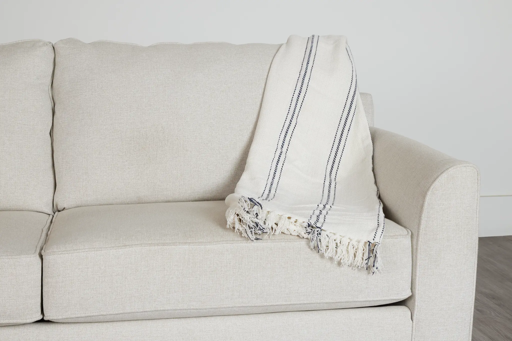 Neroli Ivorystripe 50"x 60" Throw Neroli Ivorystripe 50"x 60" Throw