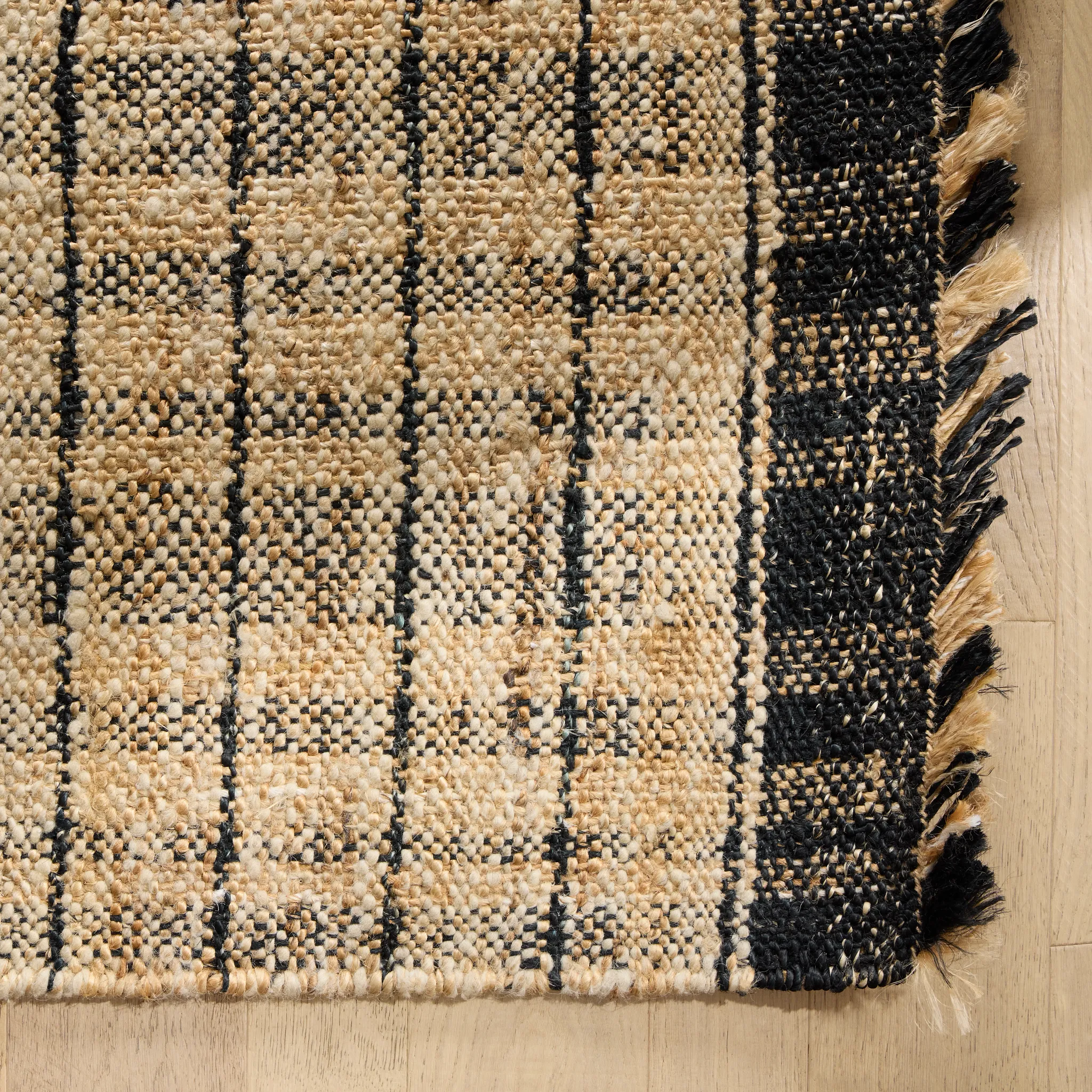 Thanias Black 5x8 Area Rug