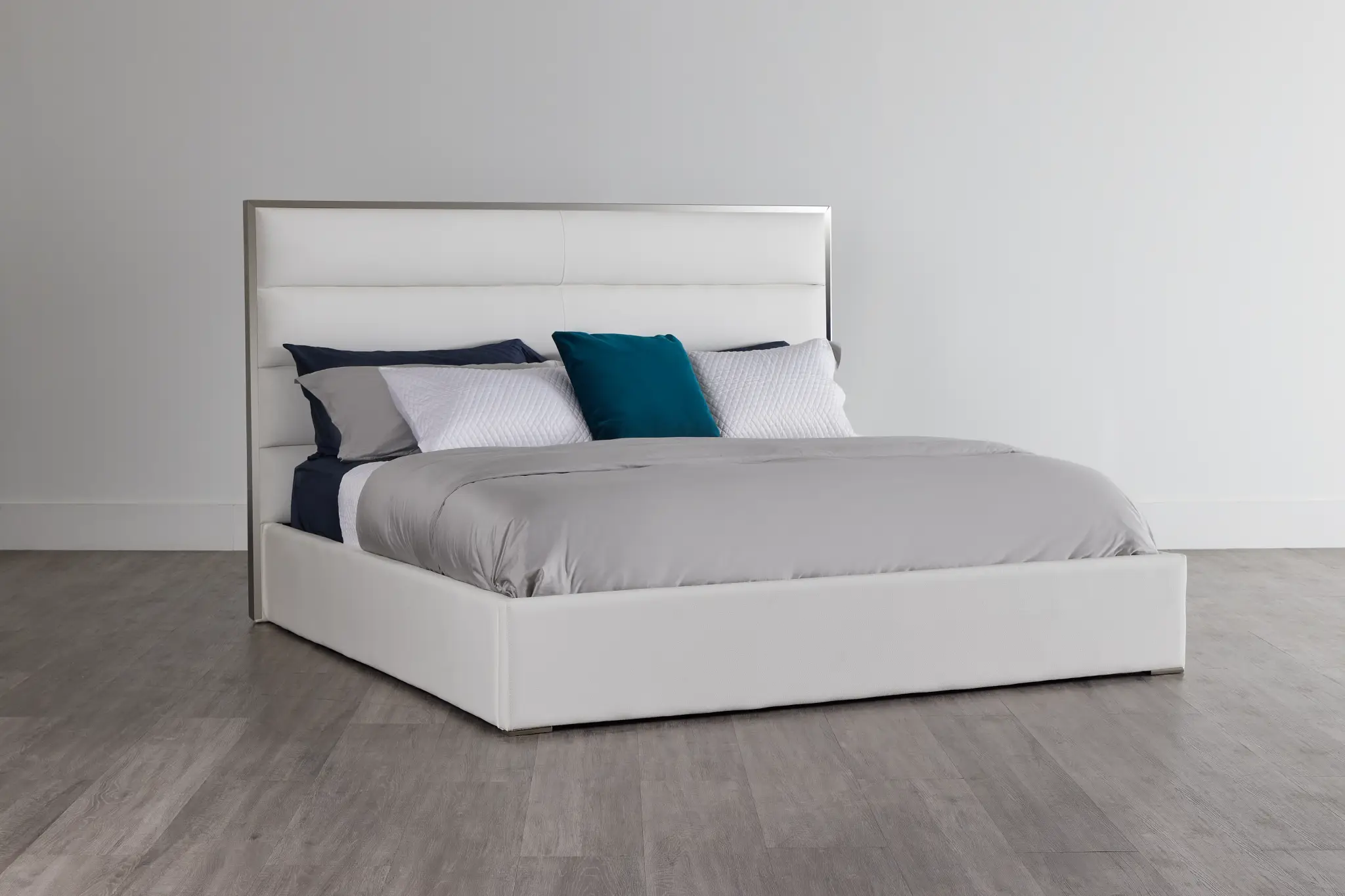 Cortina White Uph Platform Bed Cortina White Uph Platform Bed