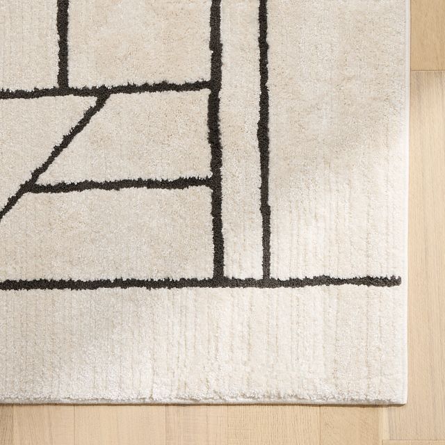 Sonnie White 5x8 Area Rug